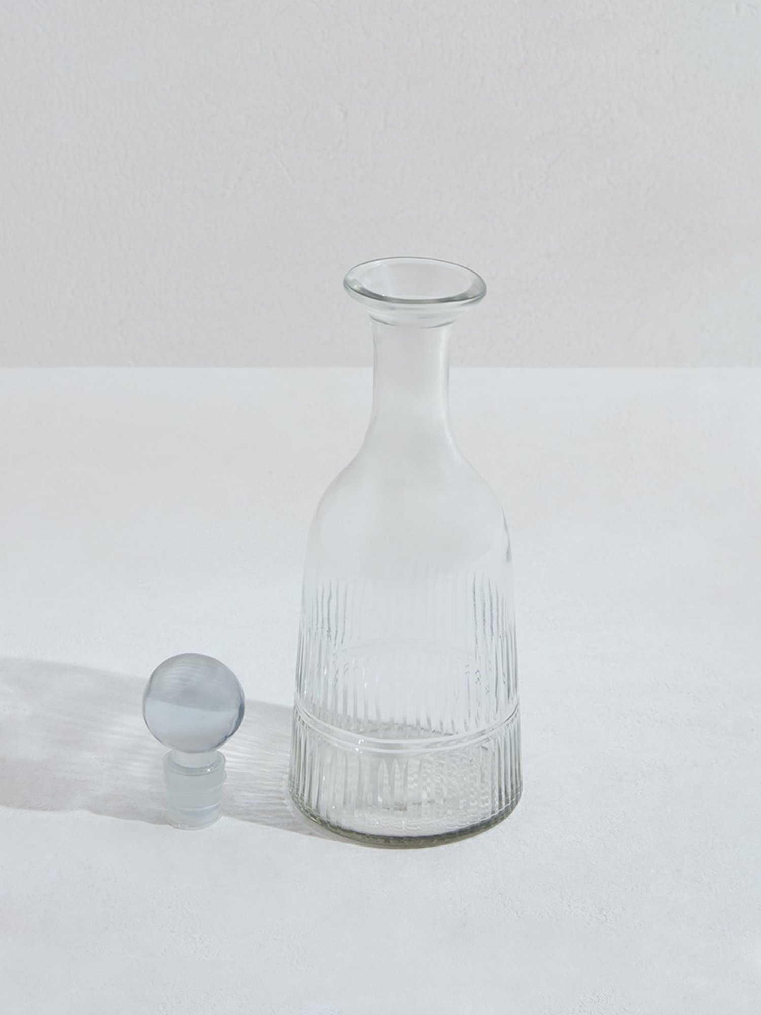 Pure Home and Living Blue Glass Decanter (0.7 L)