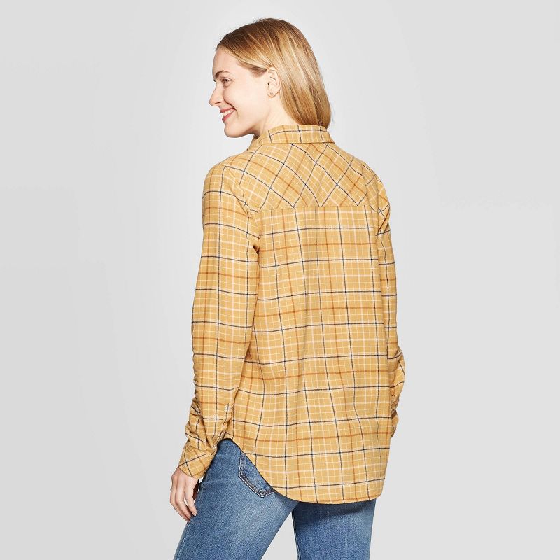 Women's Plaid Long Sleeve Cotton Flannel Shirt - Universal Thread™ Gold L