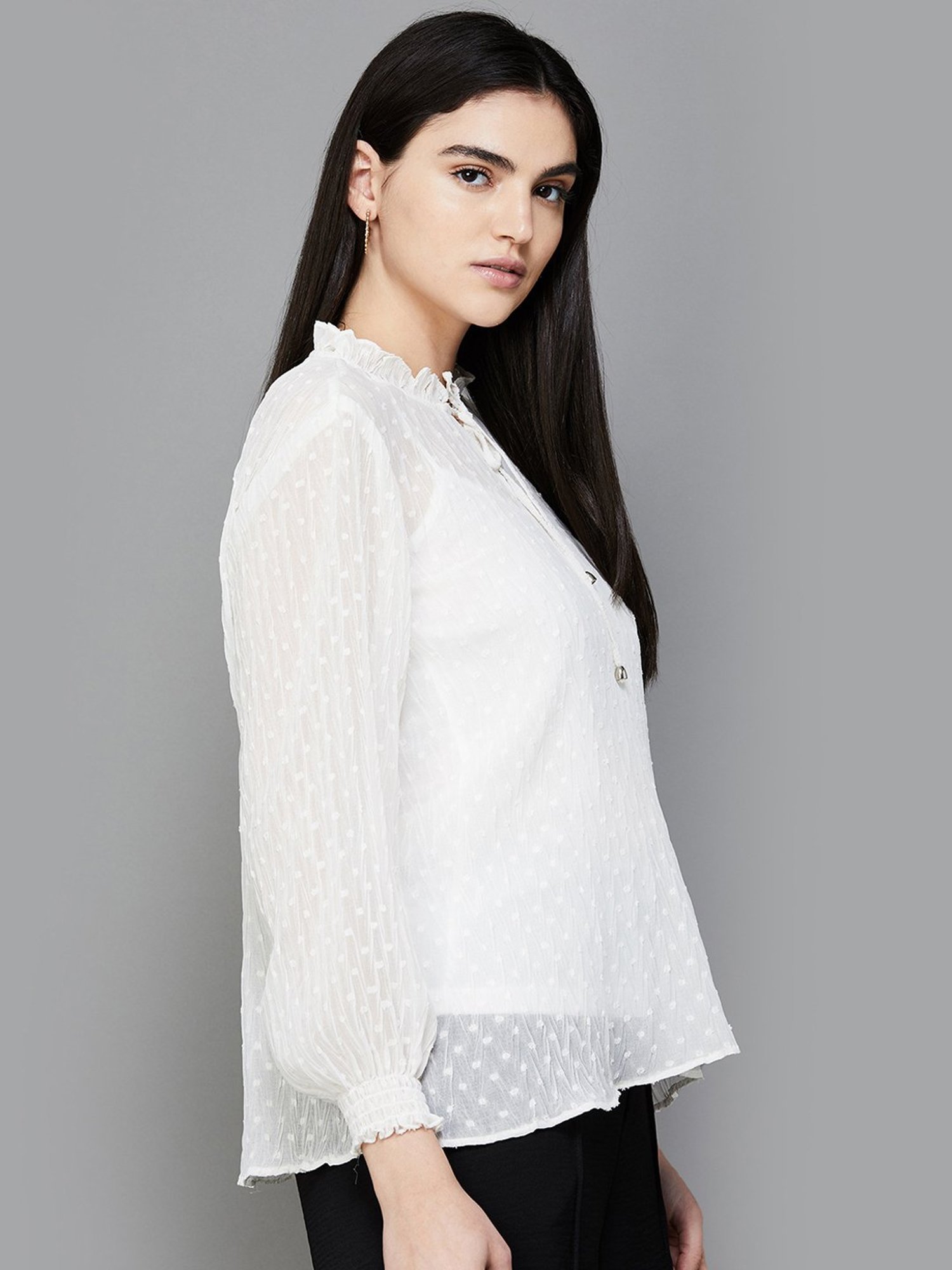 Code by Lifestyle White Self Pattern Top With Inner