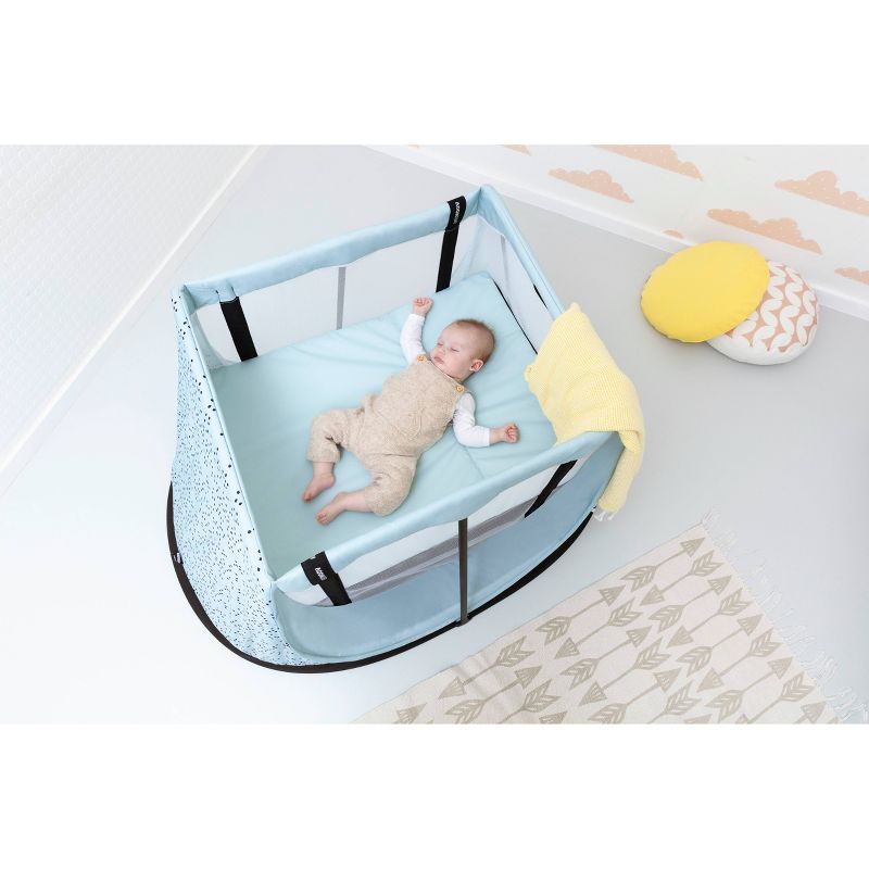 Baby Trend Lil Snooze Deluxe II Nursery Center - Twinkle Twinkle Little Moon