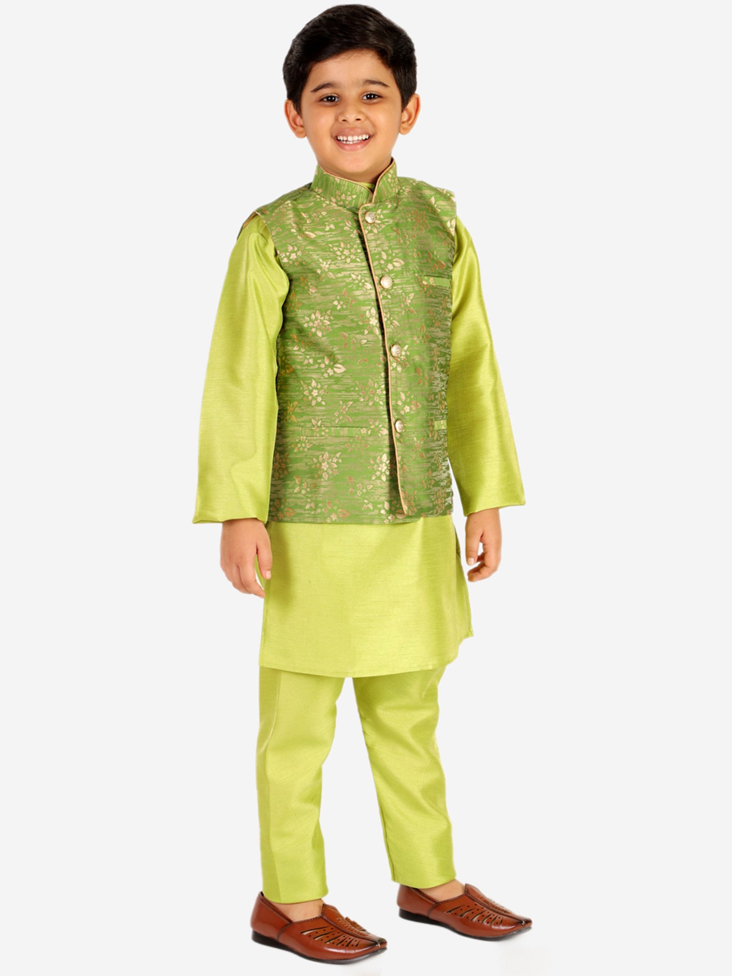 Pro-Ethic Style Developer Kids Green Floral Print Full Sleeves Kurta, Waistcoat with Pyjamas