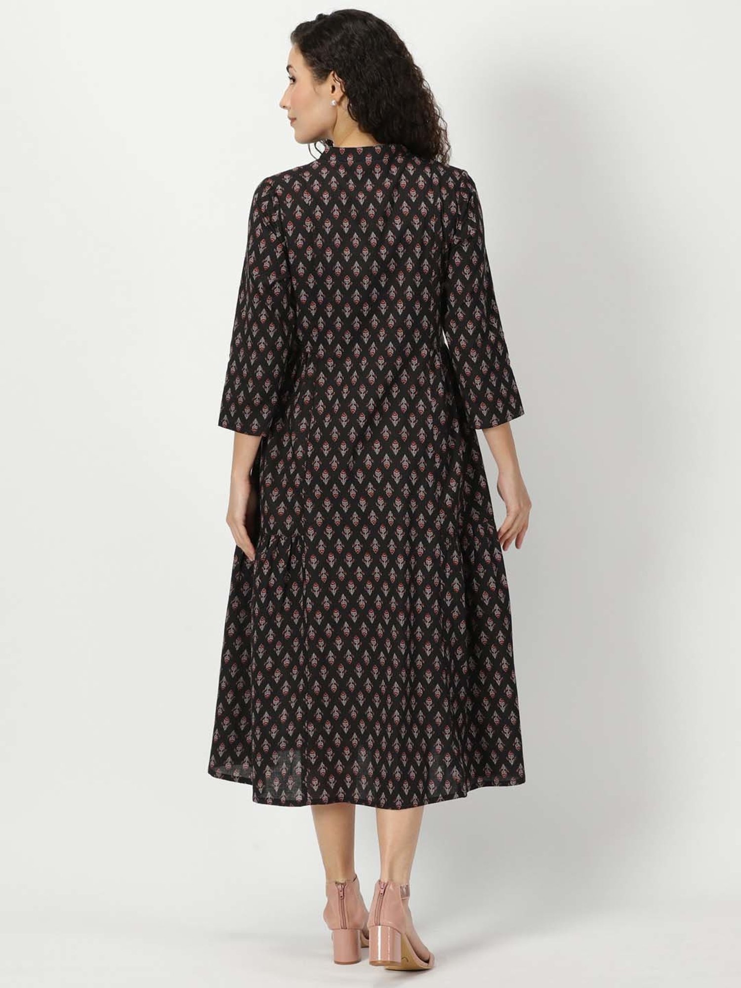 Saffron Threads Black Printed Ethnic Dresses