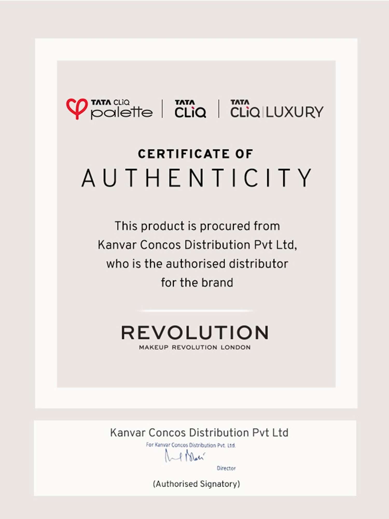 Faces Canada 3 in 1 Compact + Foundation + Hydration HD Matte Compact Total Beige 03 - 8 gm