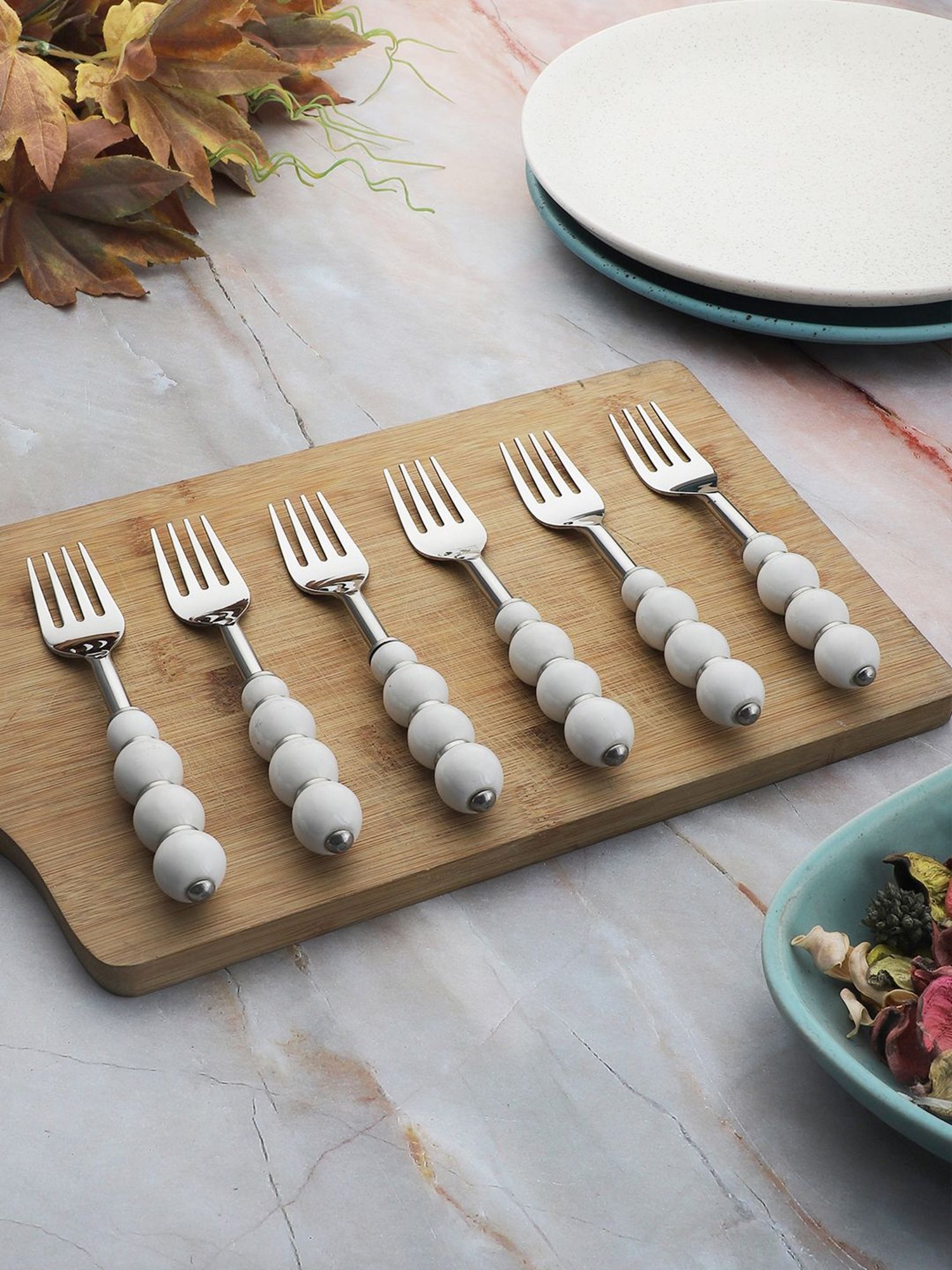 VarEesha White Steel Forks - Set of 6