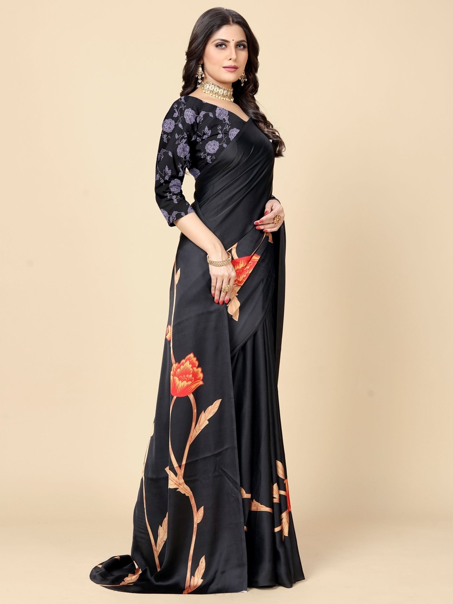 Rangita Black Floral Print Saree With Unstitched Blouse