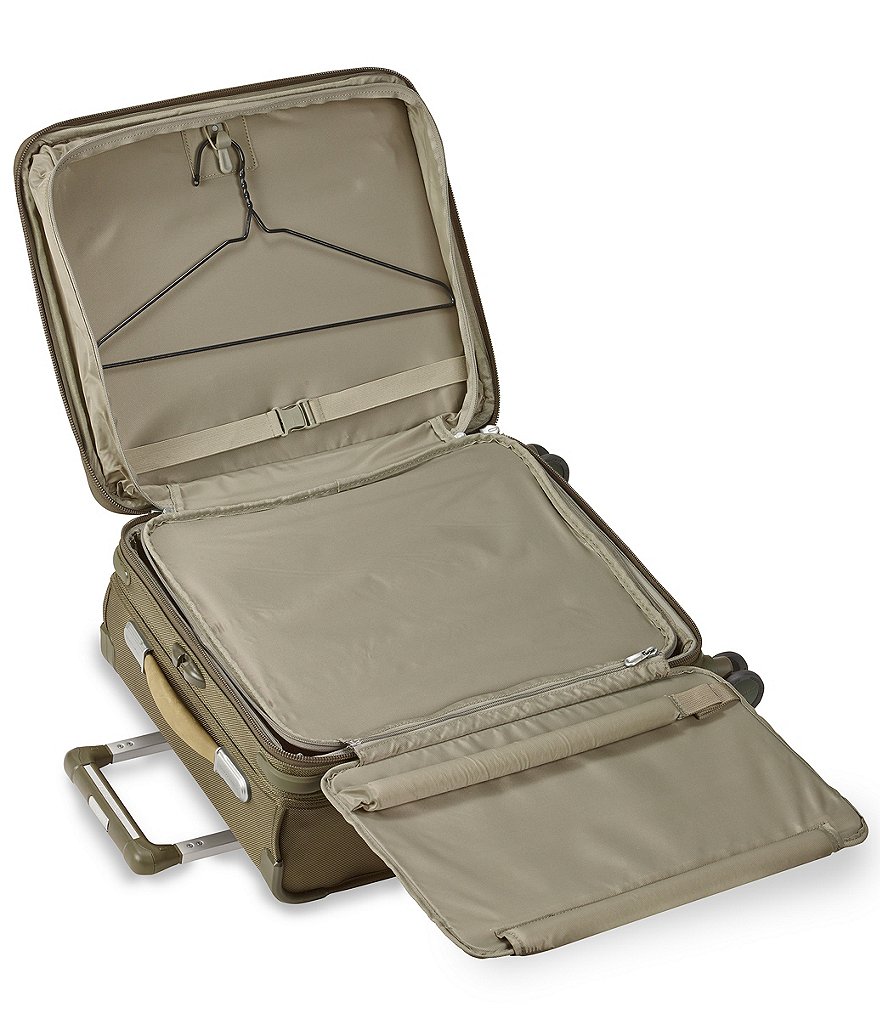 Briggs & Riley Baseline International Carry-On Expandable Wide-Body Spinner