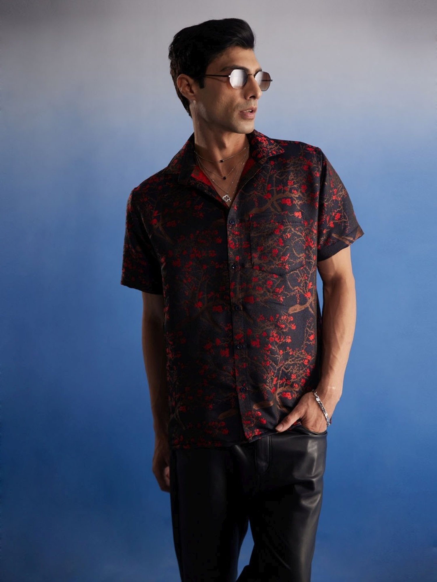 Vastramay Black Base Red Regular Fit Printed Shirt