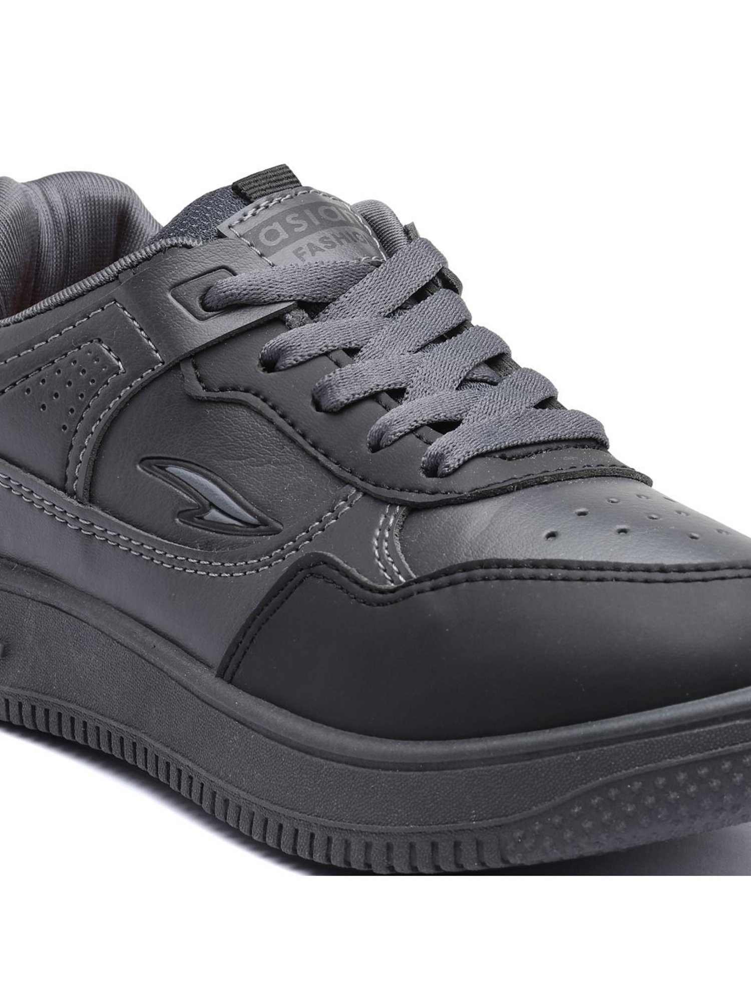 Yellow by Westside White Solid High-Top Boots