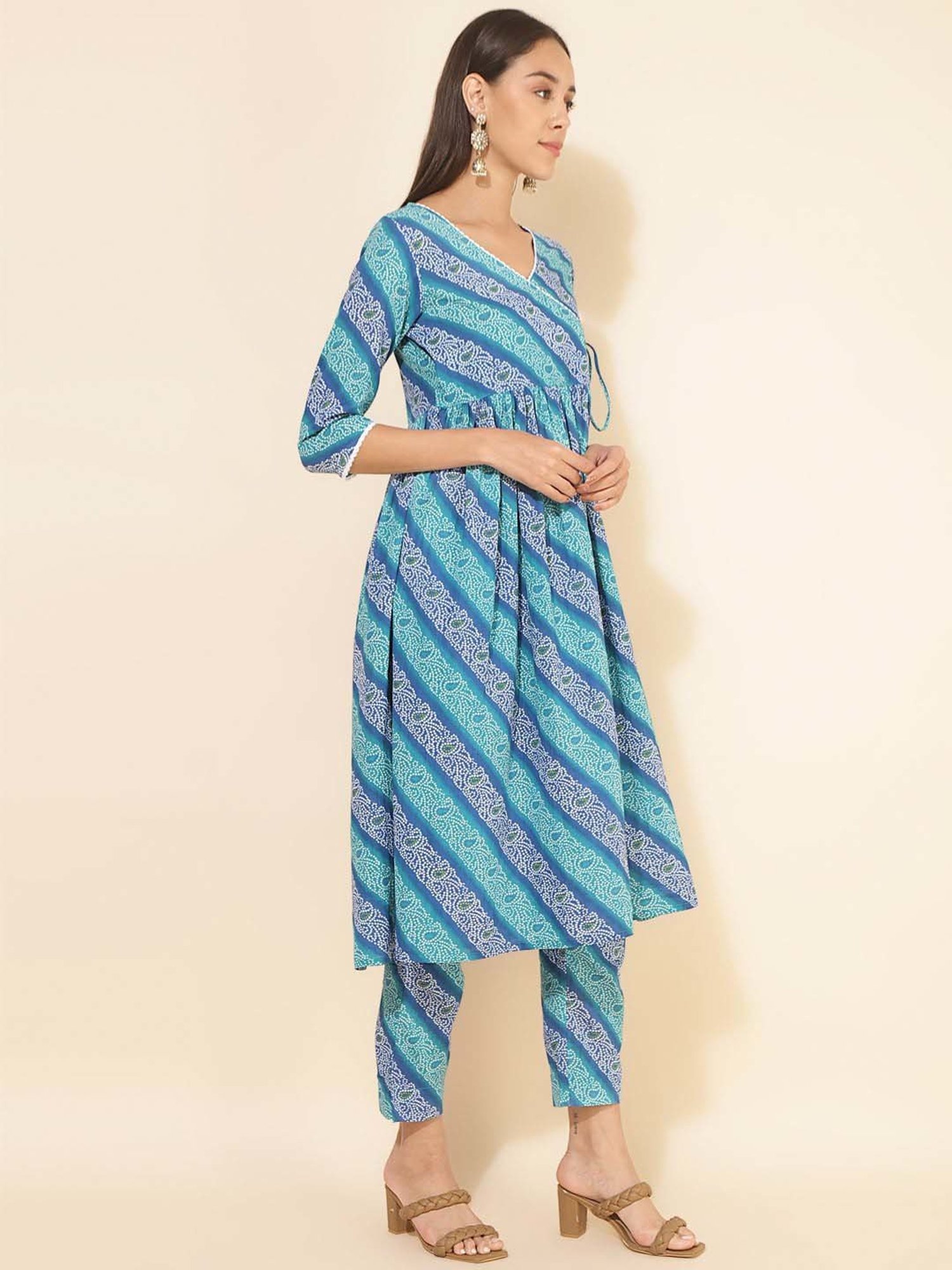 Janasya Blue Cotton Printed Kurta Pant Set
