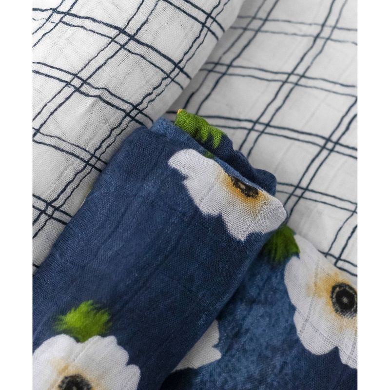 Little Unicorn Deluxe Muslin Swaddle Blanket - White Anemone 2pk