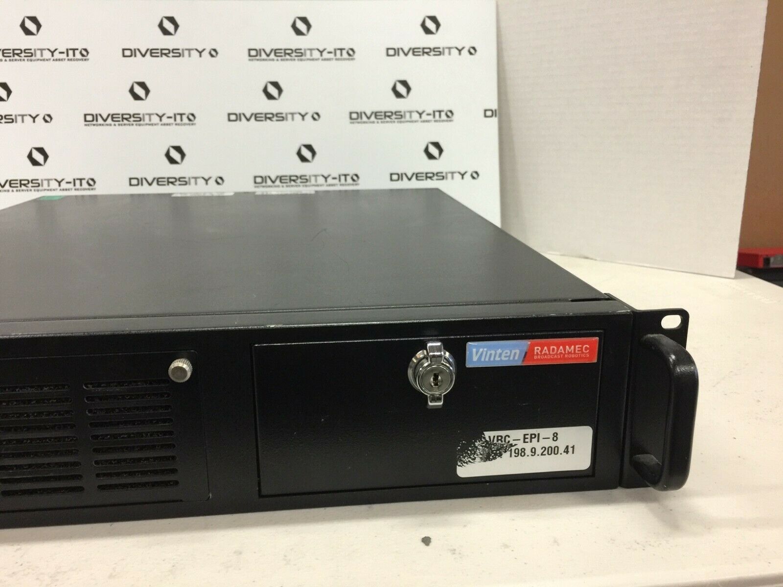 Omneon Spectrum Media Deck MPC-7002 w/ MIP-7600