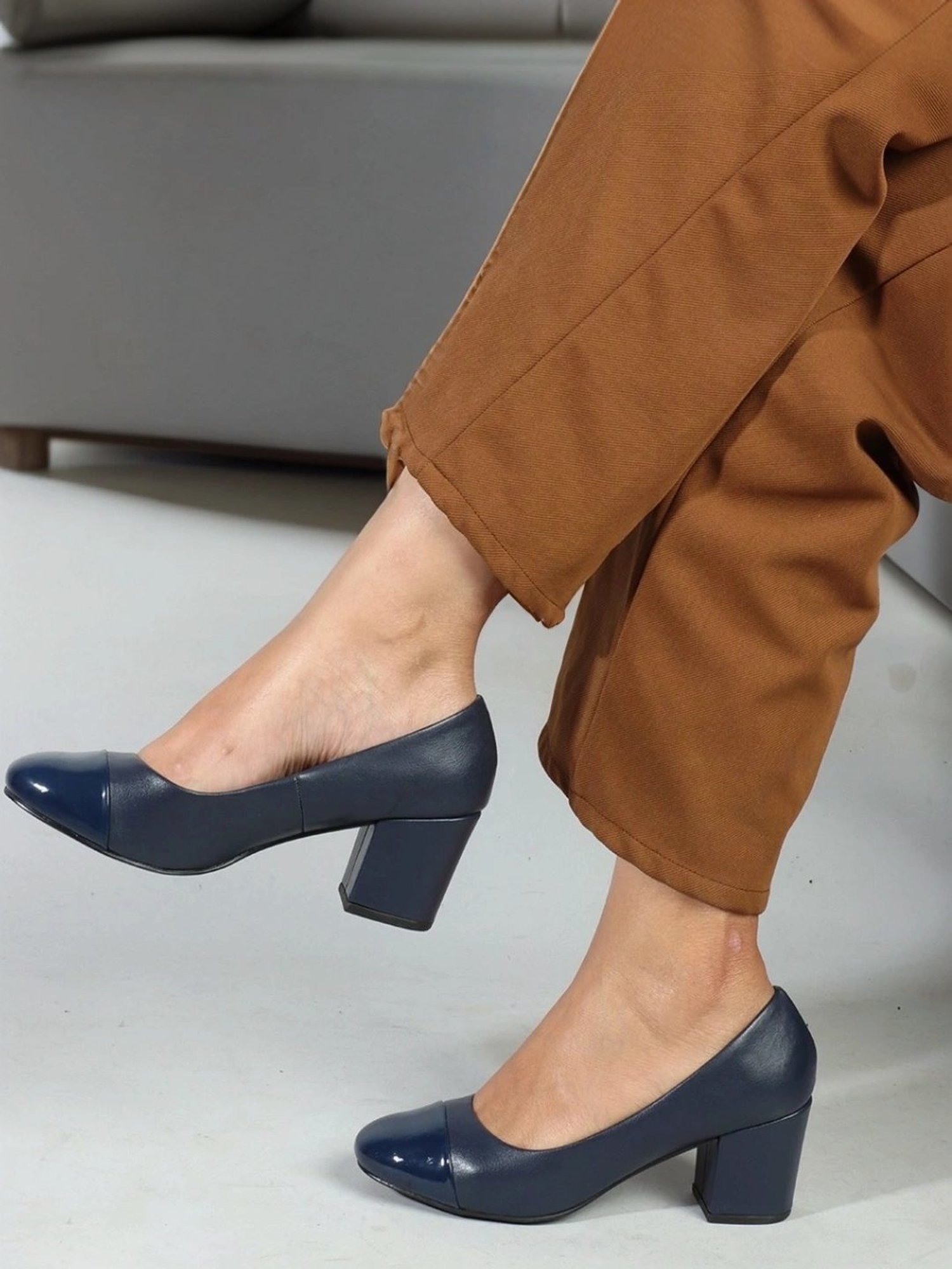 Carlton London Women's Navy Casual Pumps