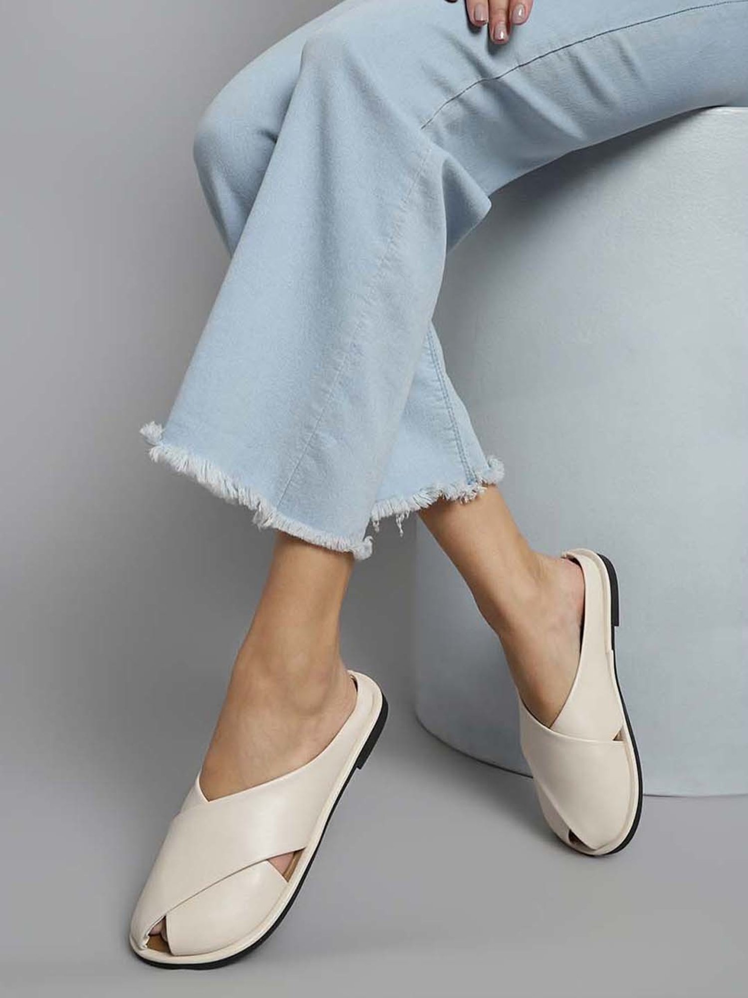 Truffle Collection Women's Beige Mule Shoes