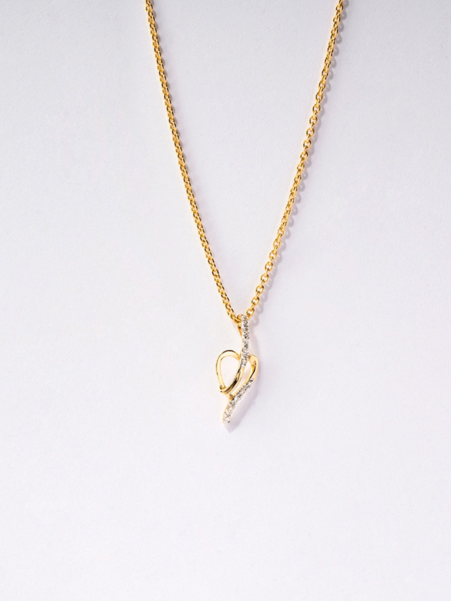 P.N.Gadgil Jewellers 18k Gold Infinity Florall Diamond Necklace For Women