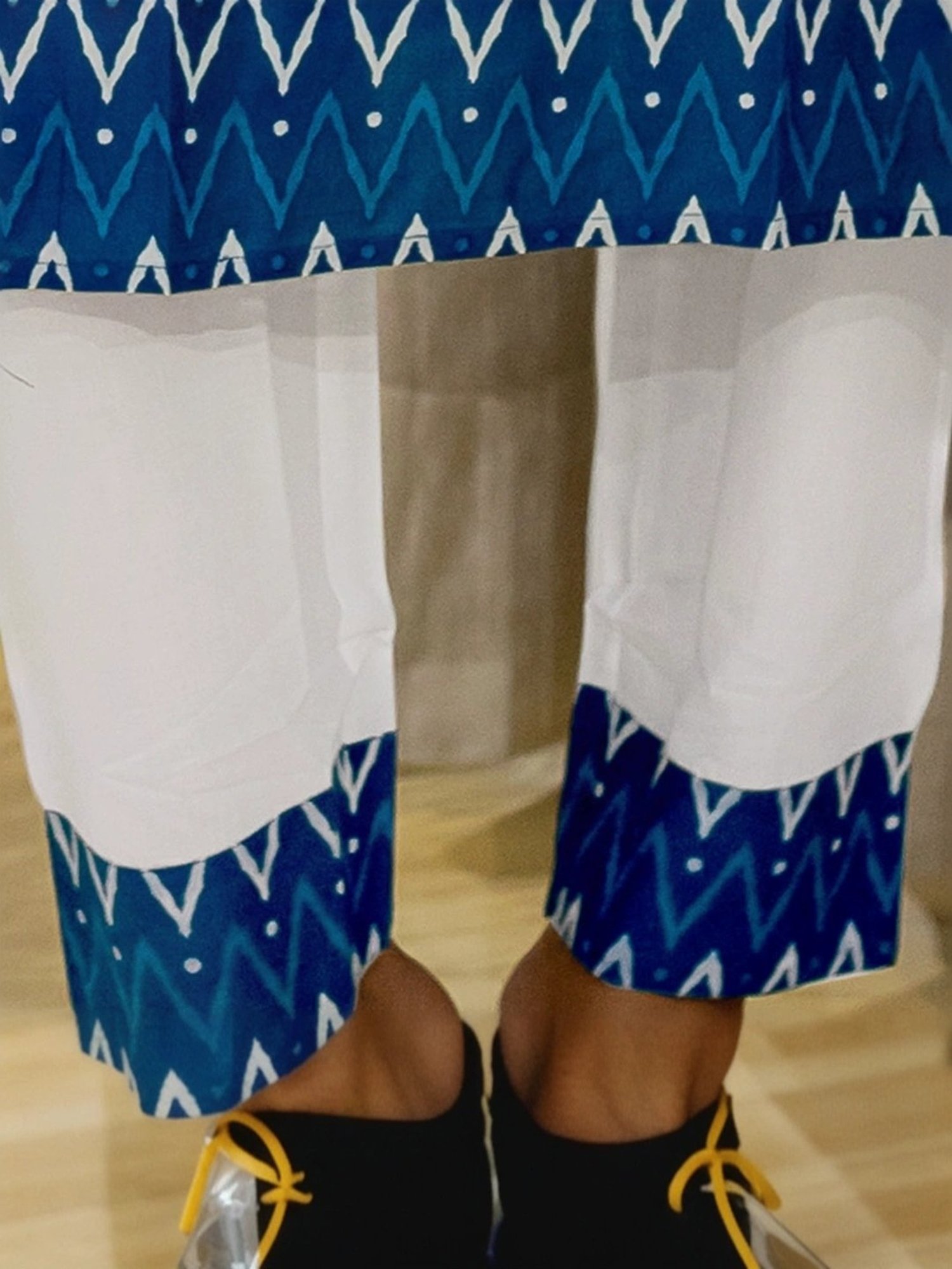 MIRCHI FASHION Blue & White Cotton Printed Kurta Pant Set