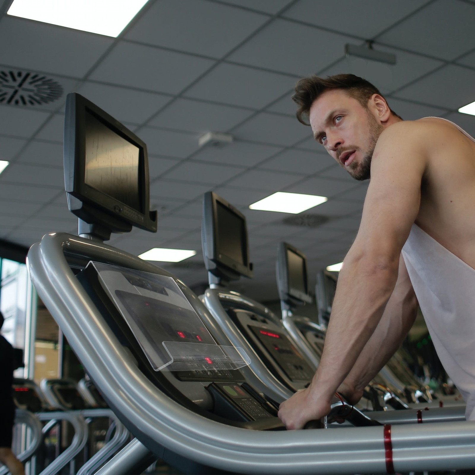 Car Multifunctional Cup Holder Auto-multi Cup Case Drinking Bottle Holder Organizer Storage Box (Black)