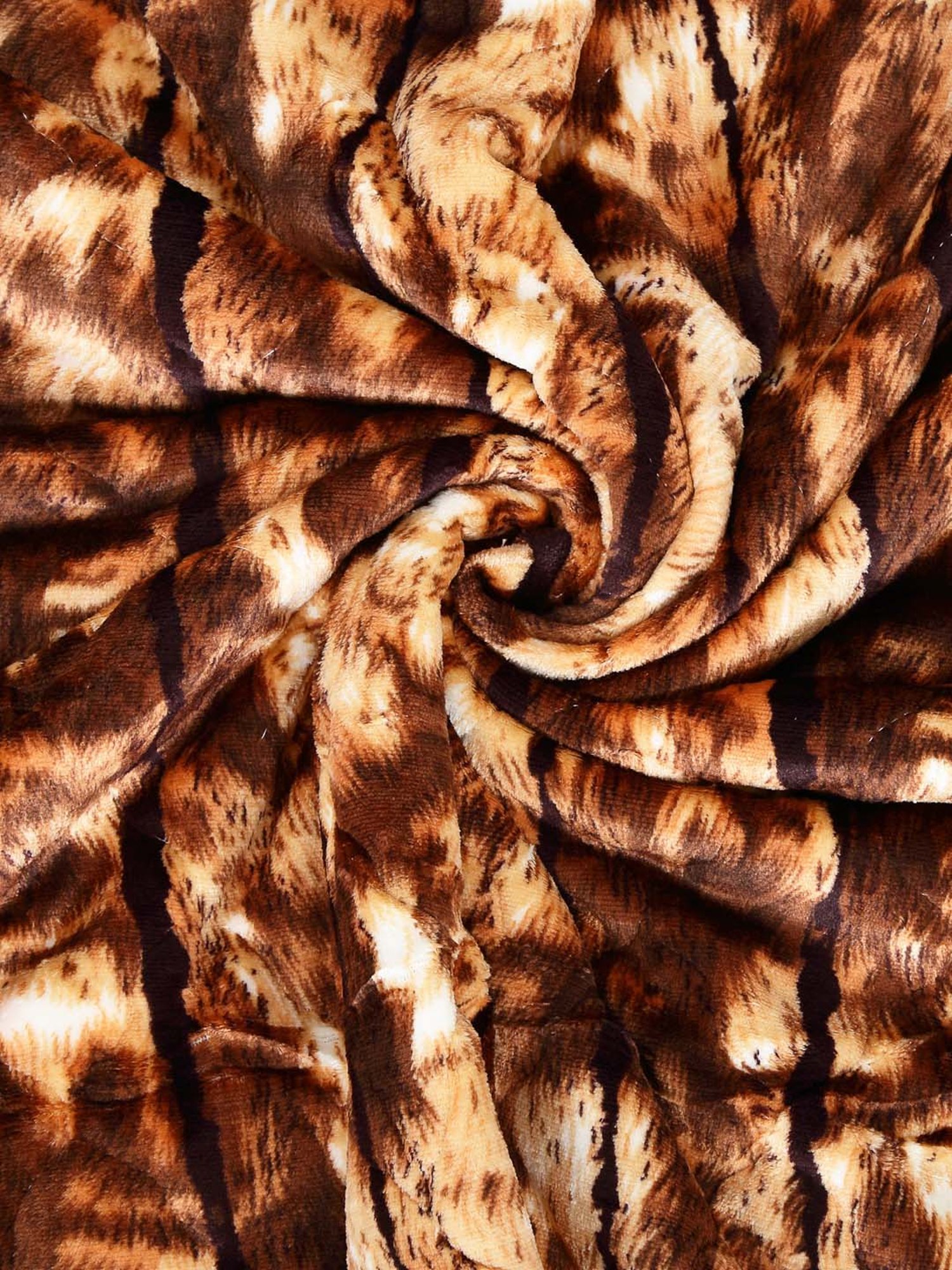 Welspun Bliss Light Silver & Blue Microfibre 120 GSM Shell Double Bed Quilt