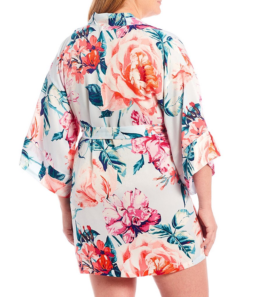 VAN WINKLE CO. Plus Solid Satin Maxi Chemise