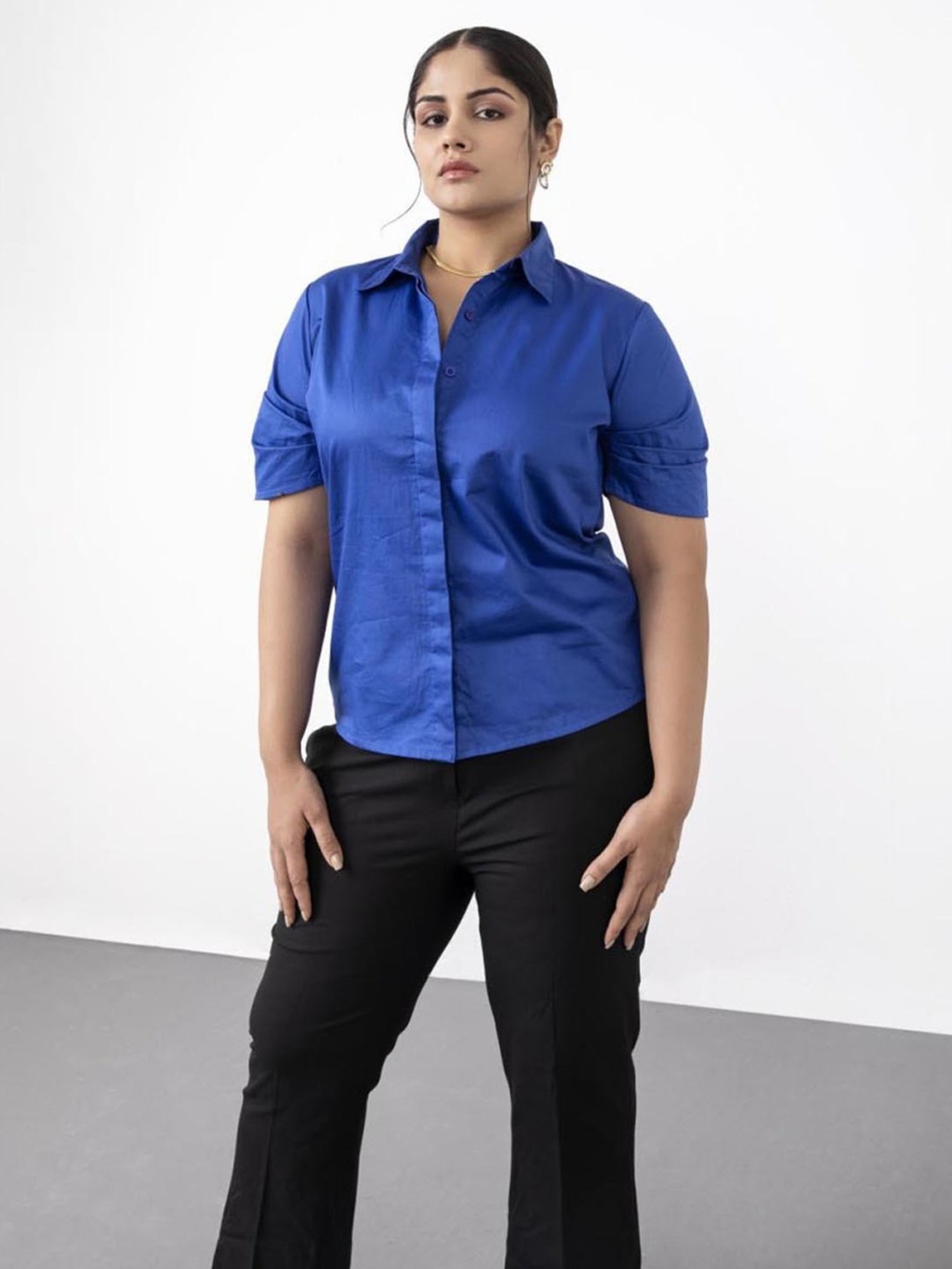 Qua Cobalt Blue Ruched Sleeved Shirt