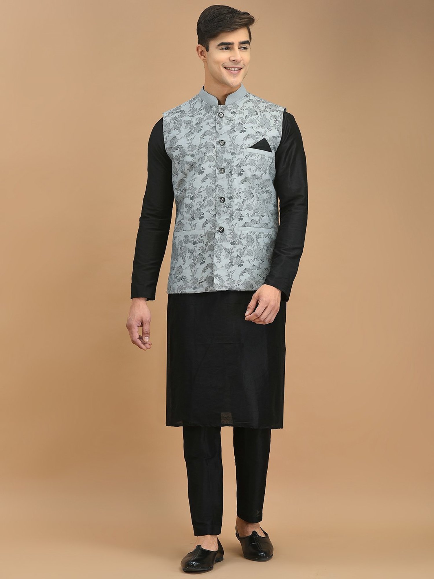 Deyann Silver & Black Regular Fit Printed Kurta Set With Jacket