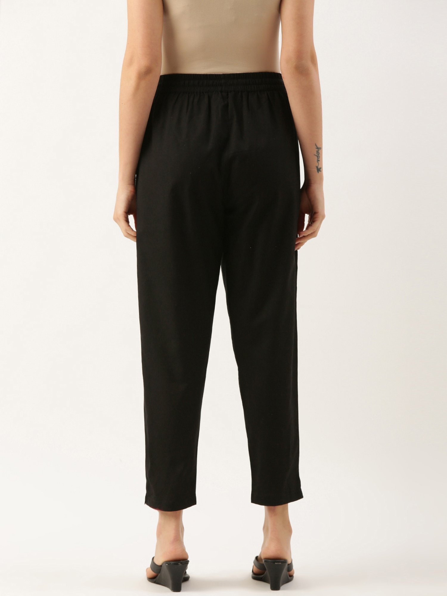 Amukti Black Pencil Pants