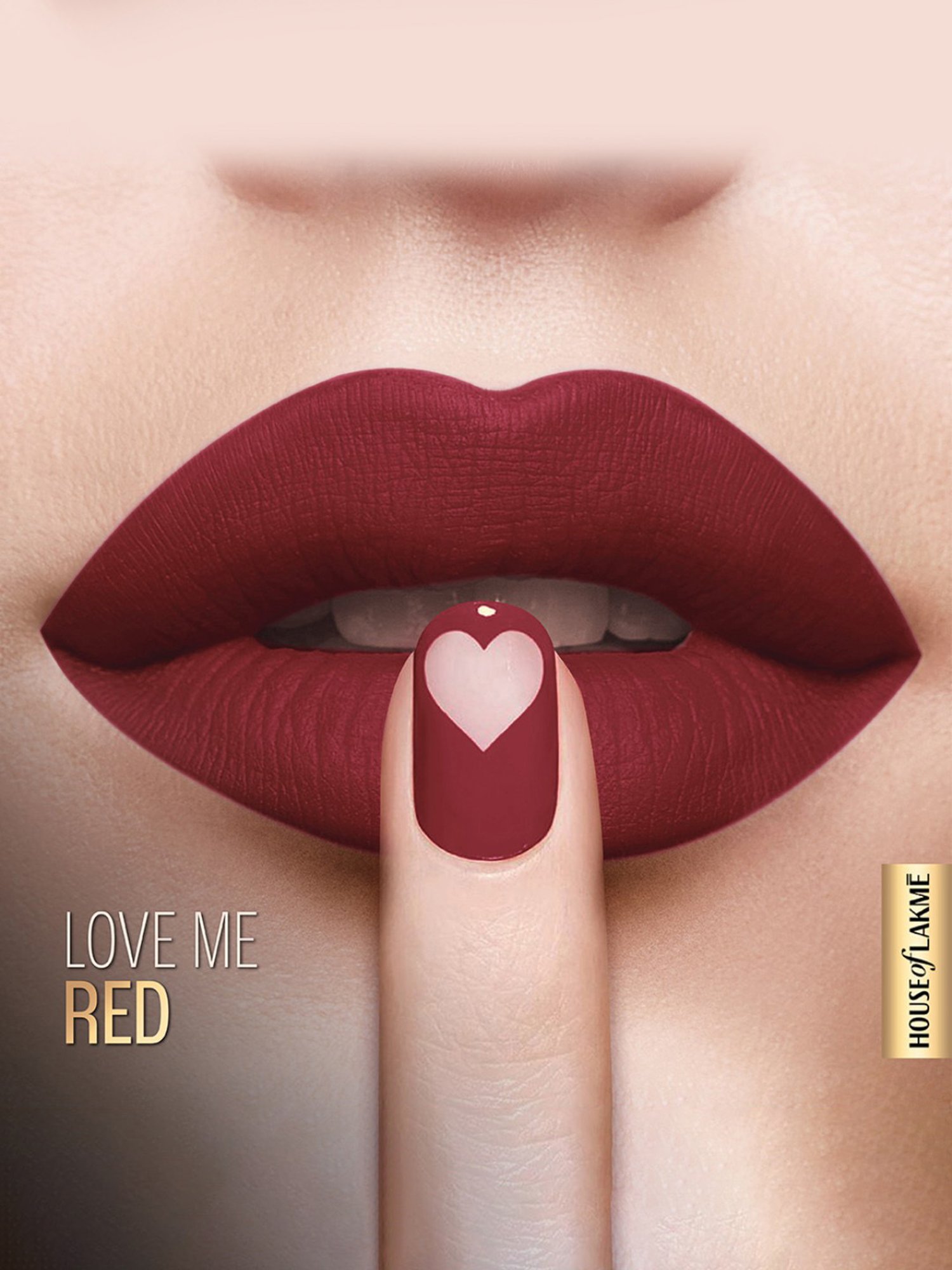Lakme Velvet Matte Lip Mousse Love Me Red - 4.6 gm