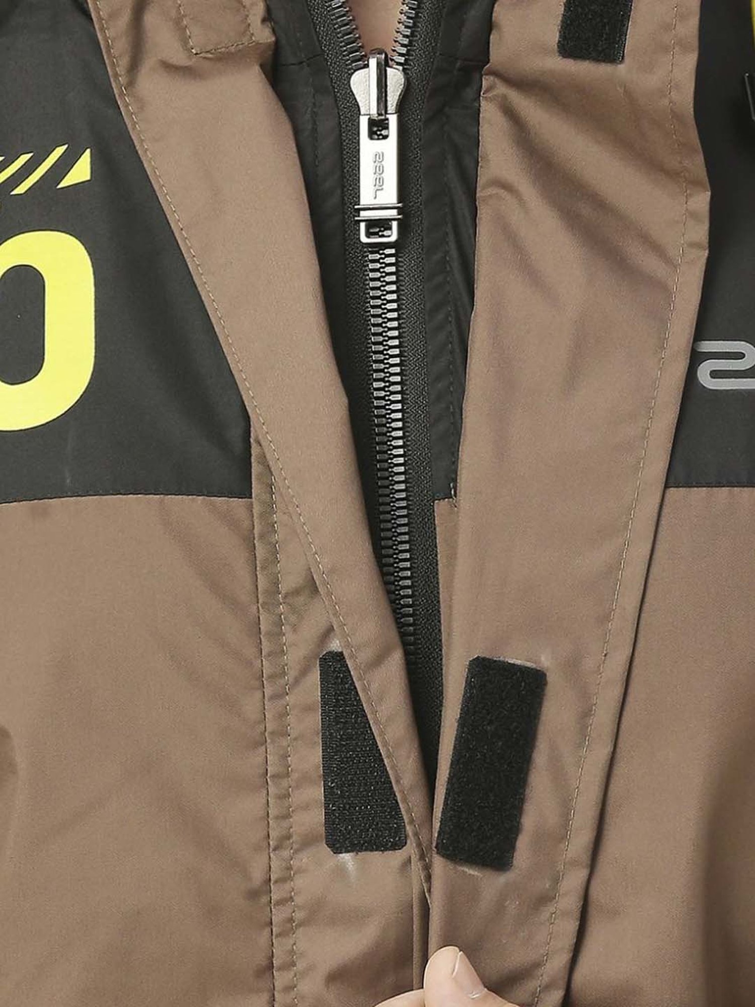 Zeel Black & Olive Raincoat Set