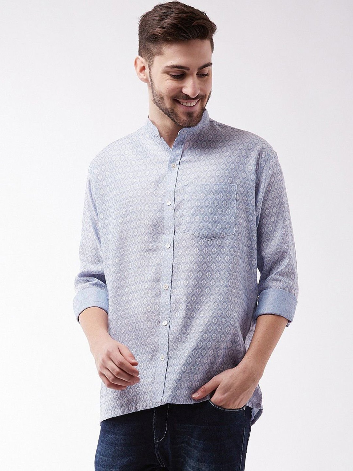 Vastramay Blue Straight Fit Printed Shirts
