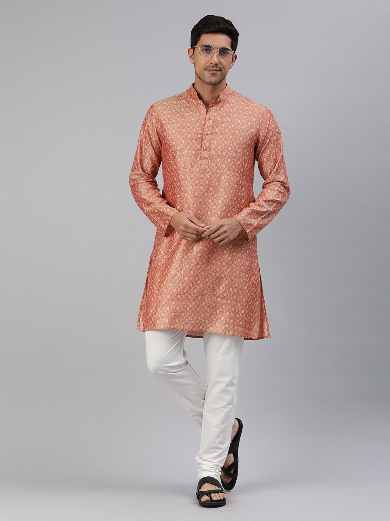 Manthan Cream Regular Fit Churidars