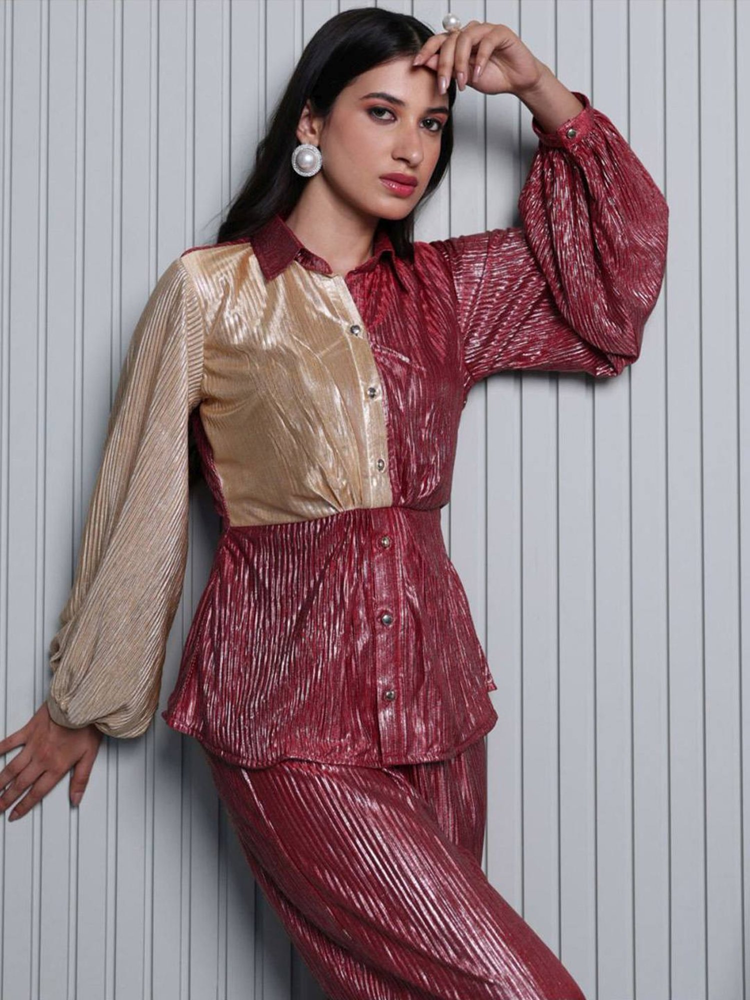 BInfinite Metallic Gold & Red Pleated Coords-Set