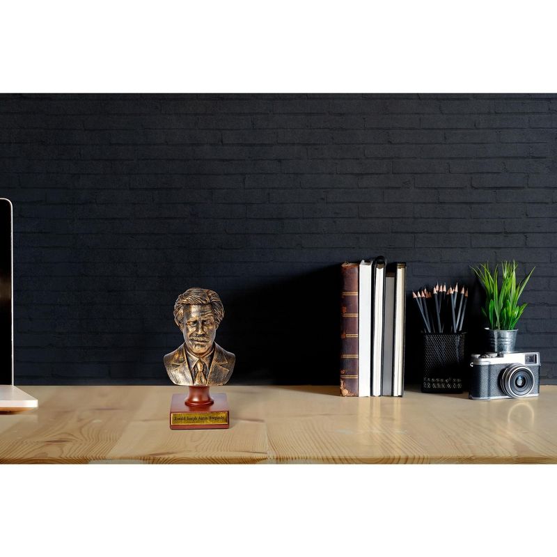 Seven20 Anchorman 7" Bust: Ron Burgundy