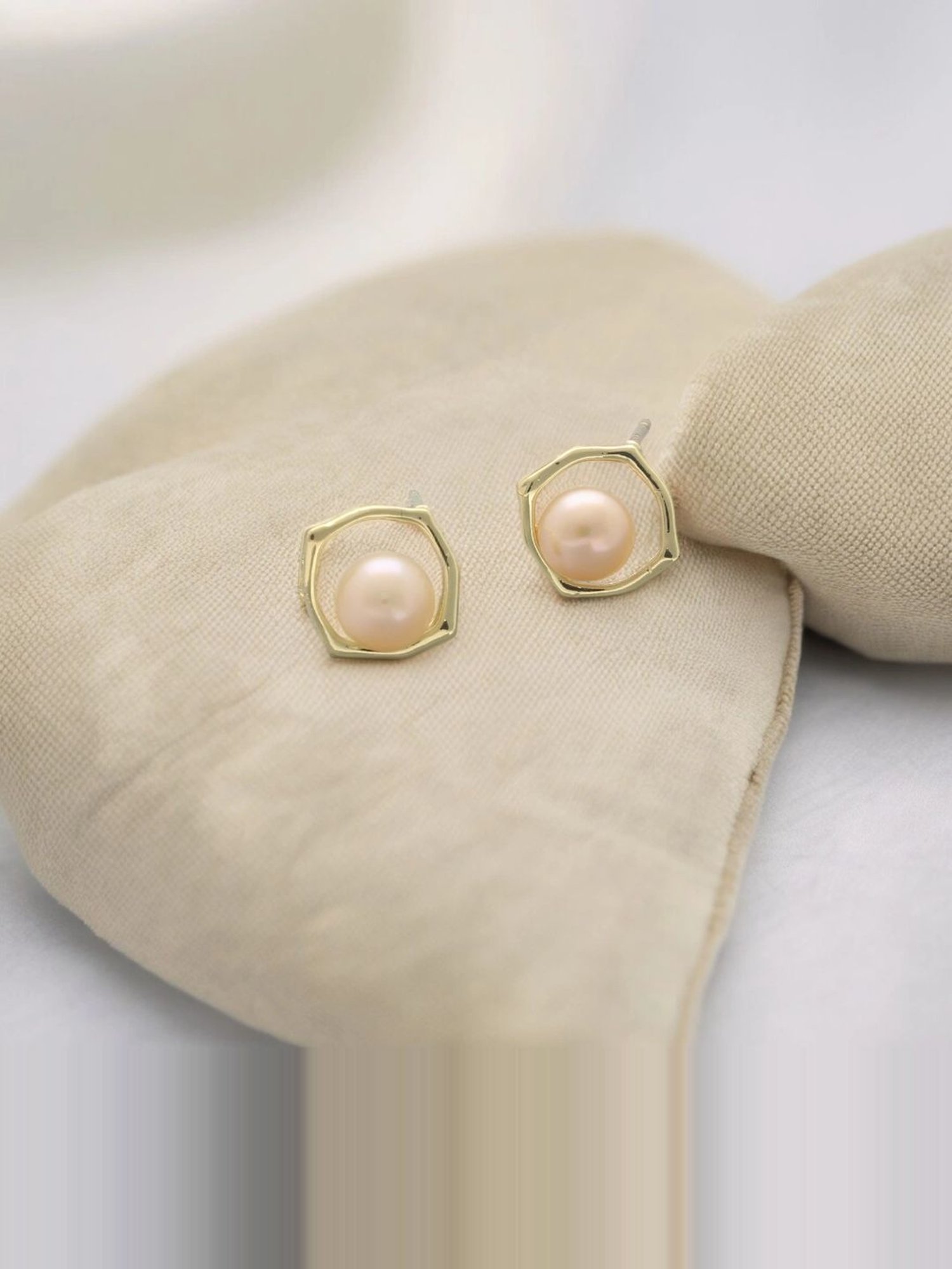Sri Jagdamba Pearls Simple white Pearl Earrings