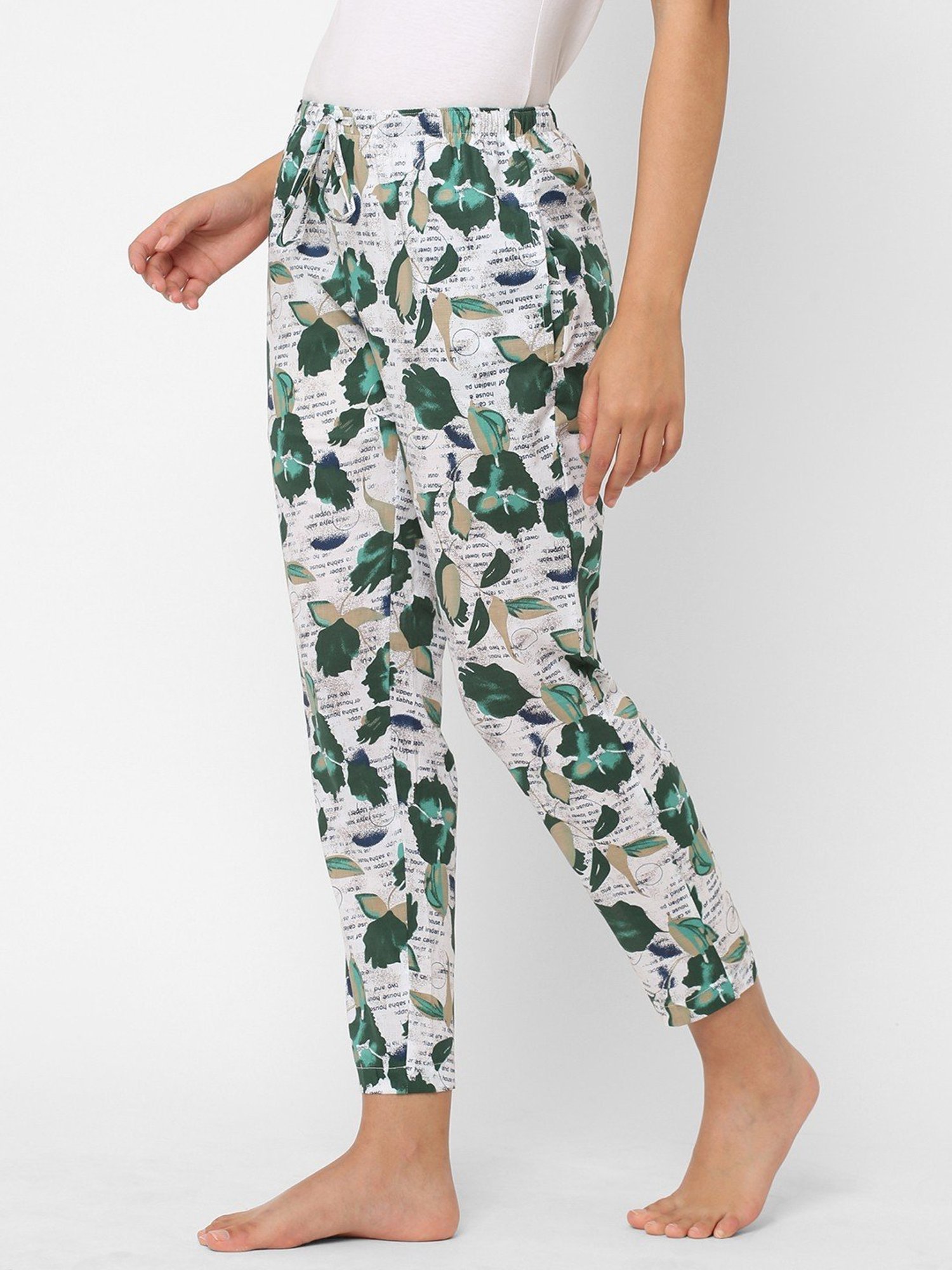 Urban Scottish White Printed Lounge Pants