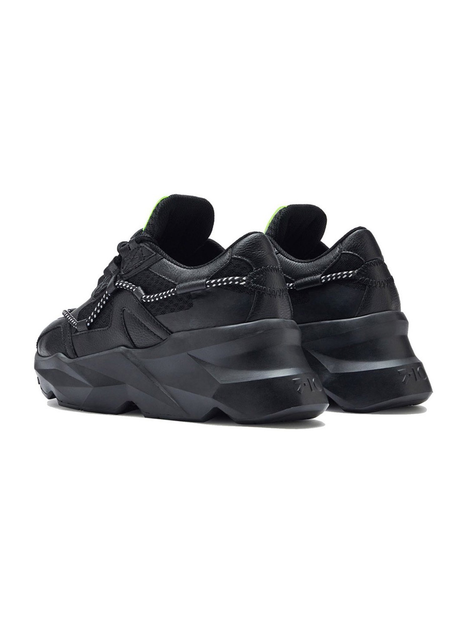 7-10 Women's 707 Elevate Street Black Chunky Sneakers
