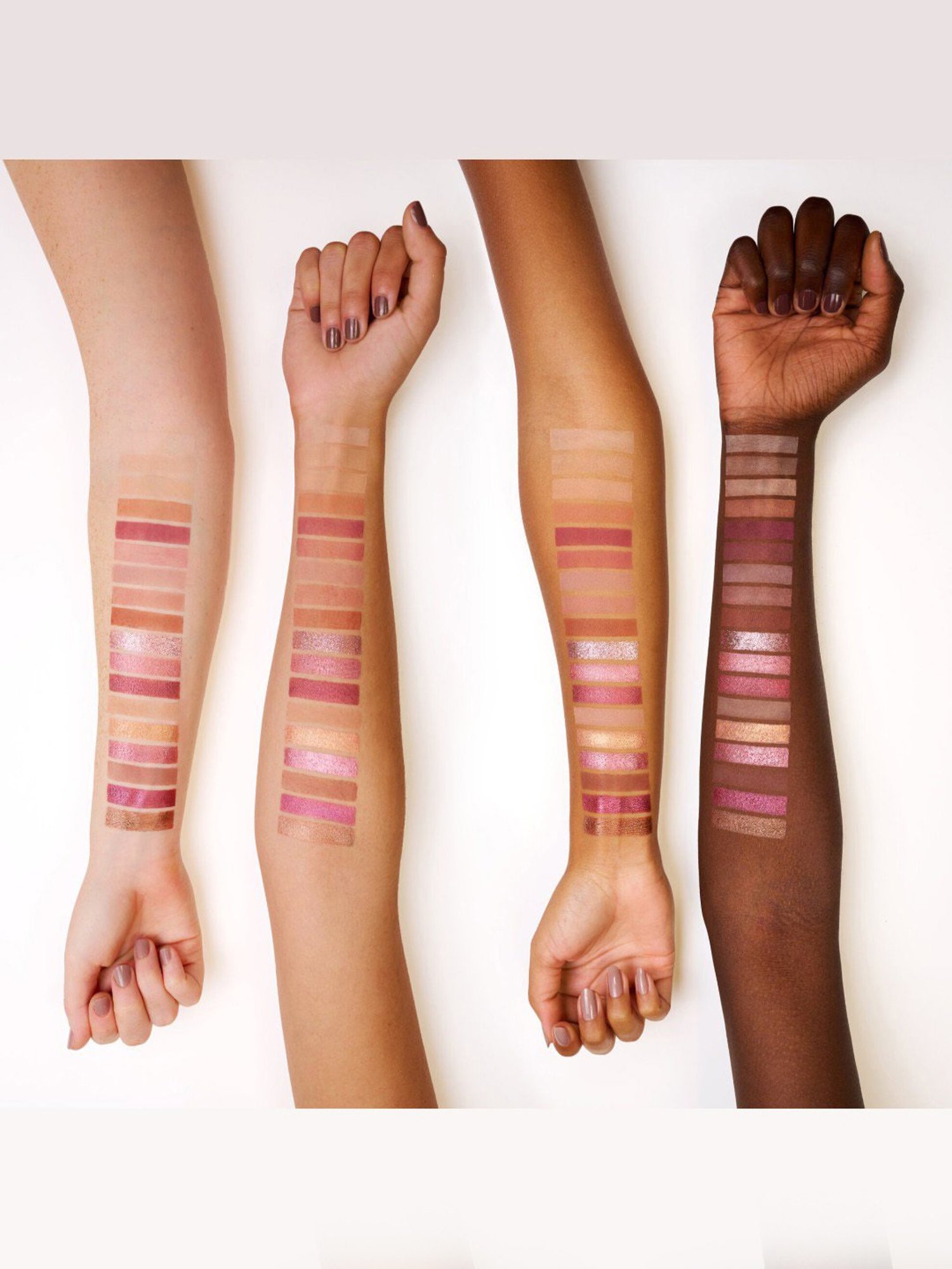 Essence Blooming Wings Eyeshadow Palette - 18 gm