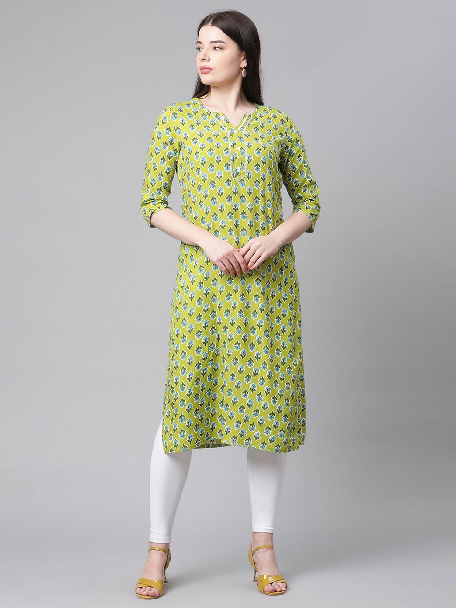 Sringam Green Printed V-Neck Kurta