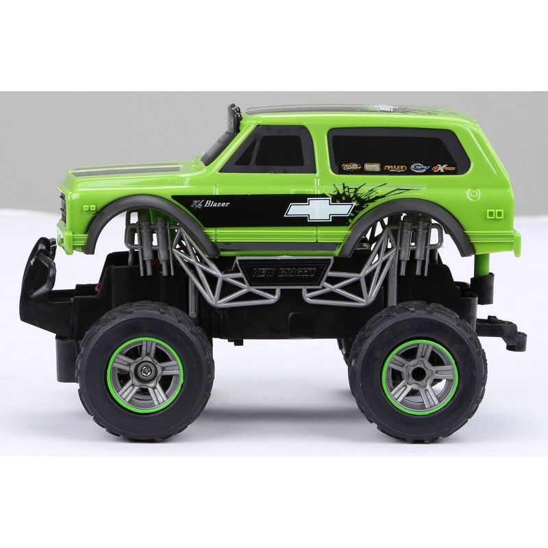 New Bright Radio Control Toy Vehicle - Chevy Blazer - 1:24 Scale