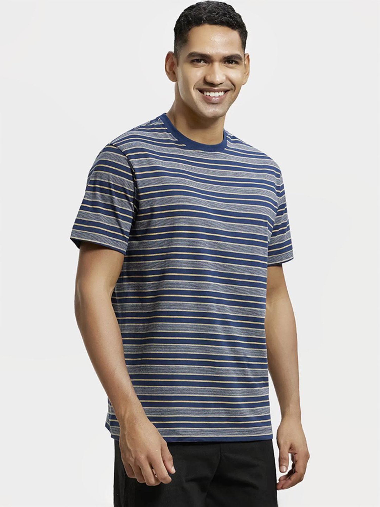 Crimsoune Club White Cotton Regular Fit Printed Lounge Shorts