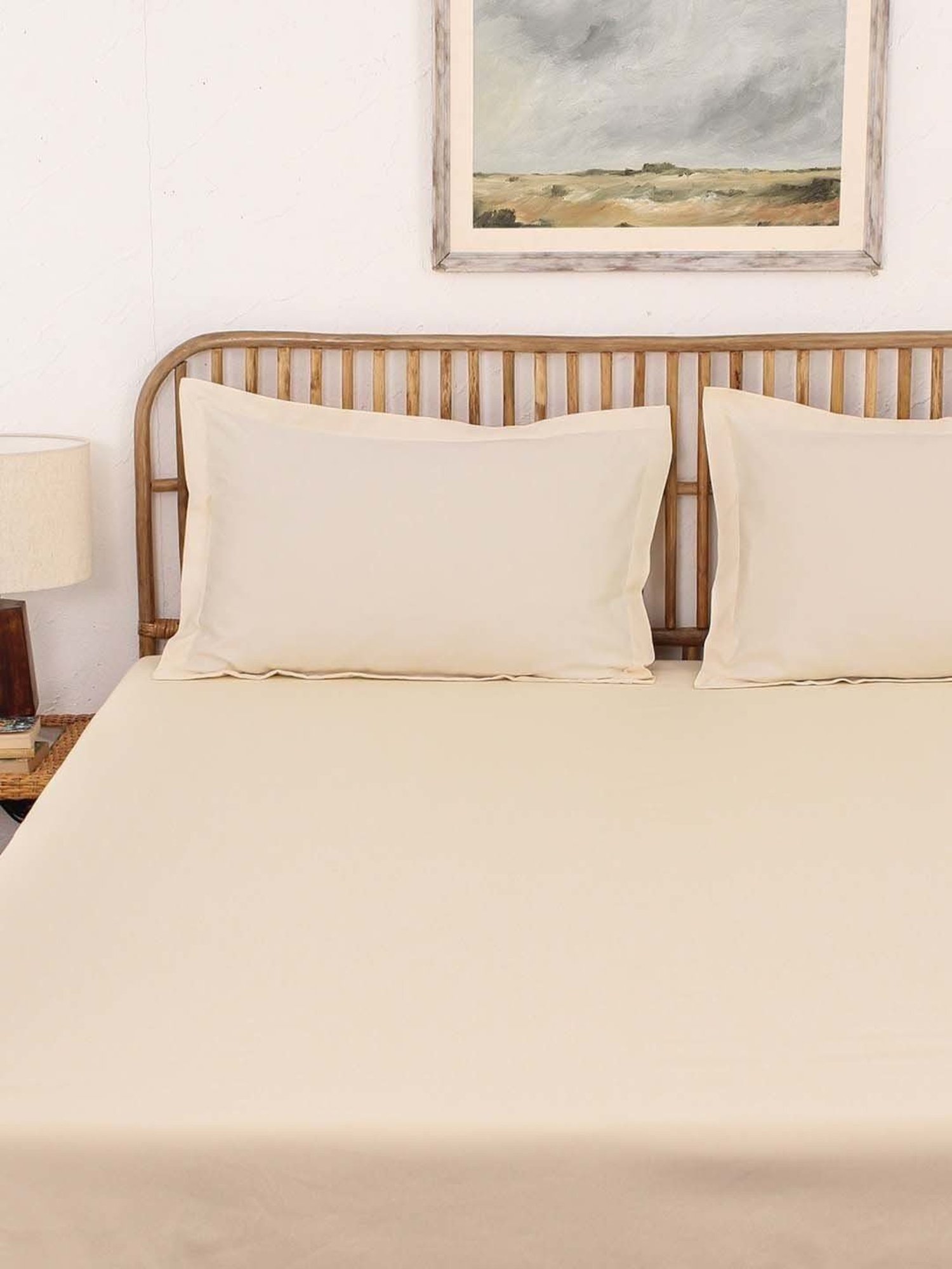 House This Sesame Off-White Cotton 600 TC Double Size Bedsheet With Pillow Covers