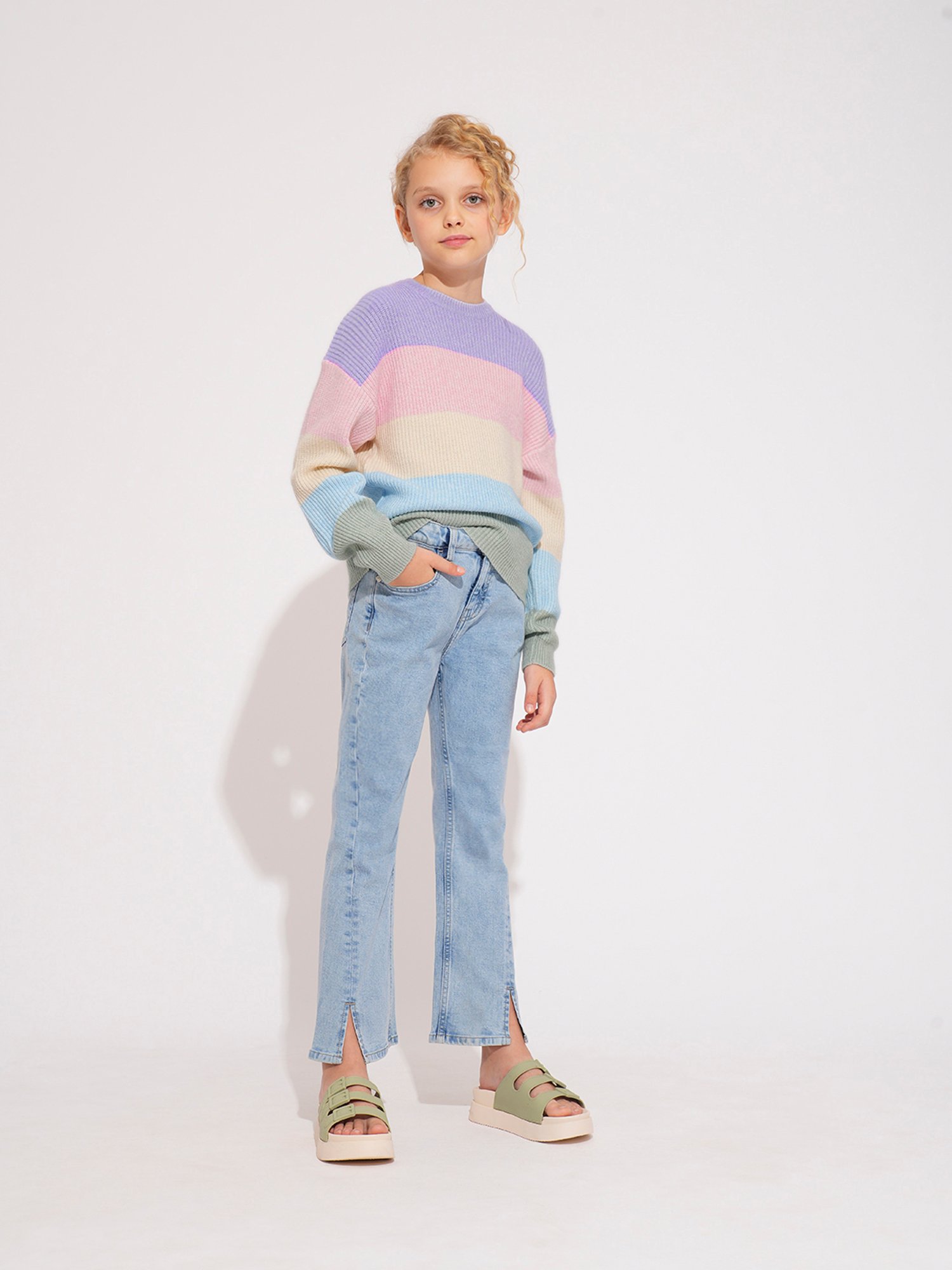 Elle Kids Black Solid Full Sleeves Sweater