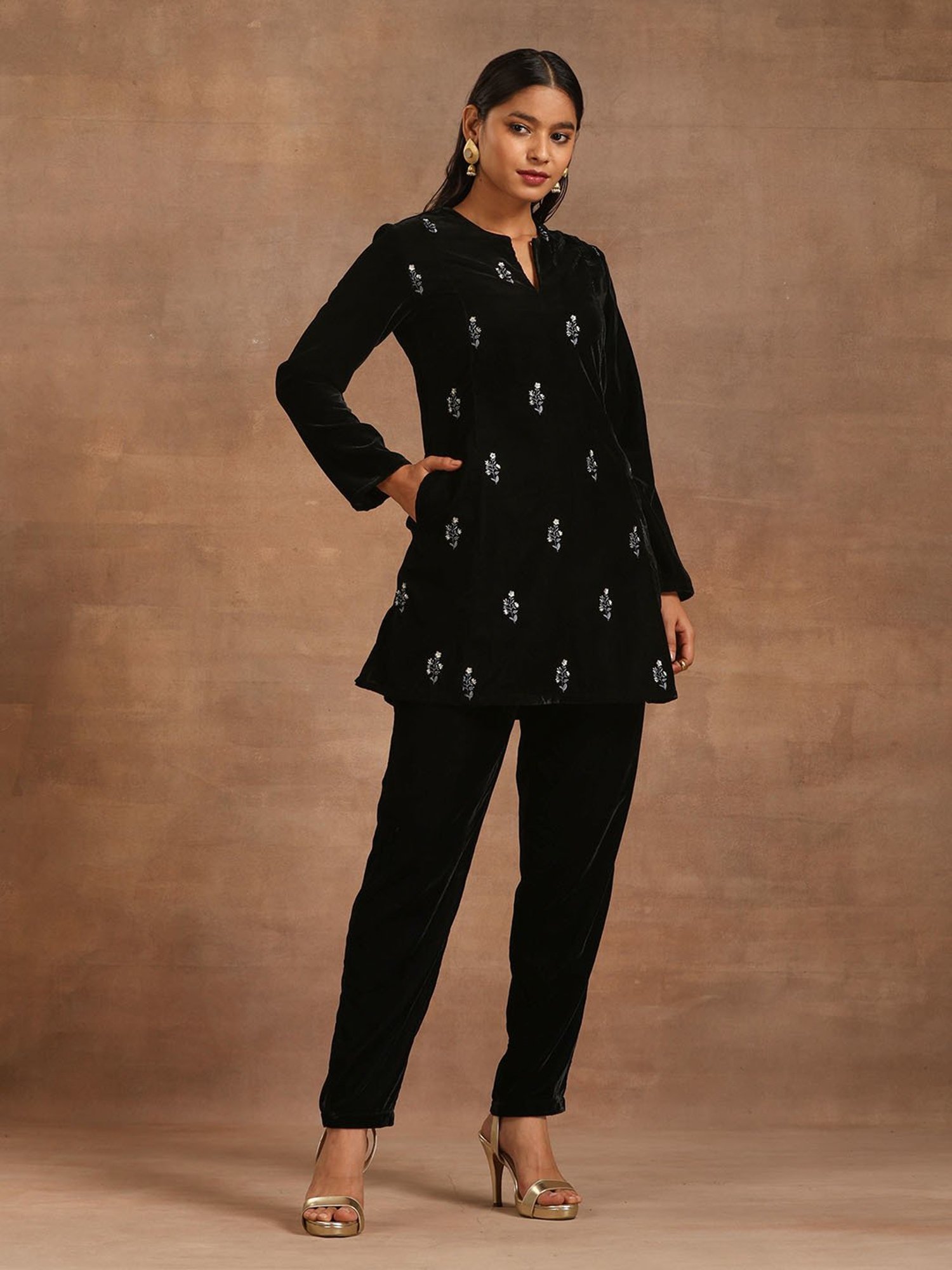 true Browns Black Velvet Embroidered Kurta Pant Set