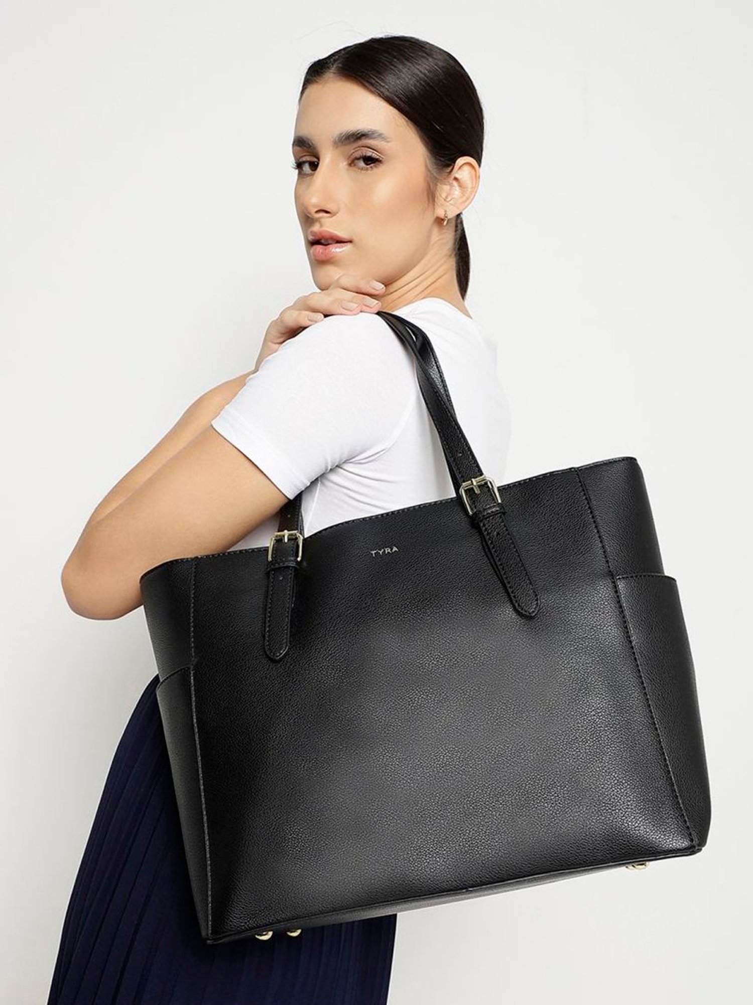 Tyra Liana Black Solid Faux Leather Tote Handbag