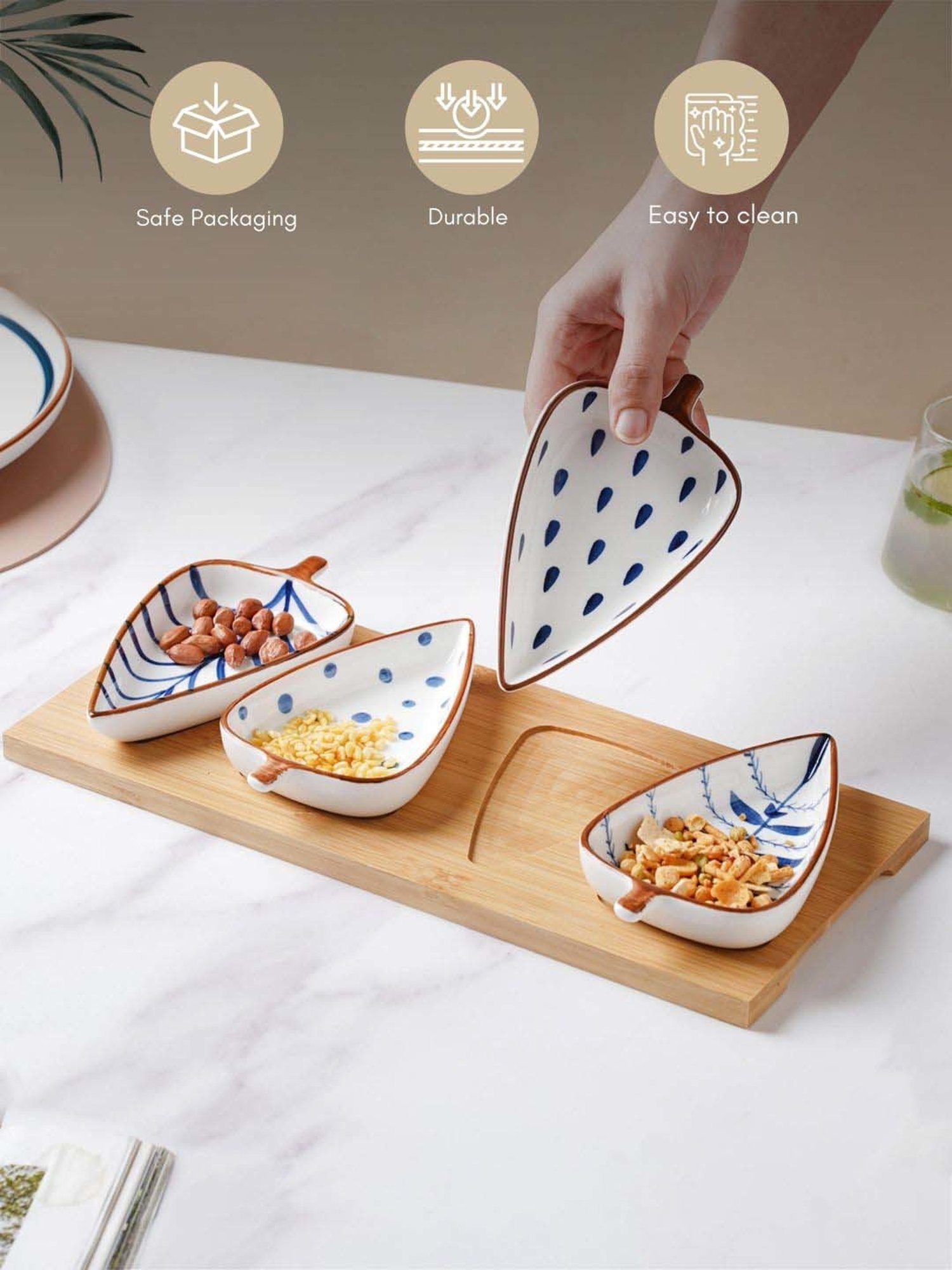 Nestasia Leaf-Shaped Ceramic Blue & White Glossy Serving Platter with tray(Set of 1 Tray & 4 Plates)