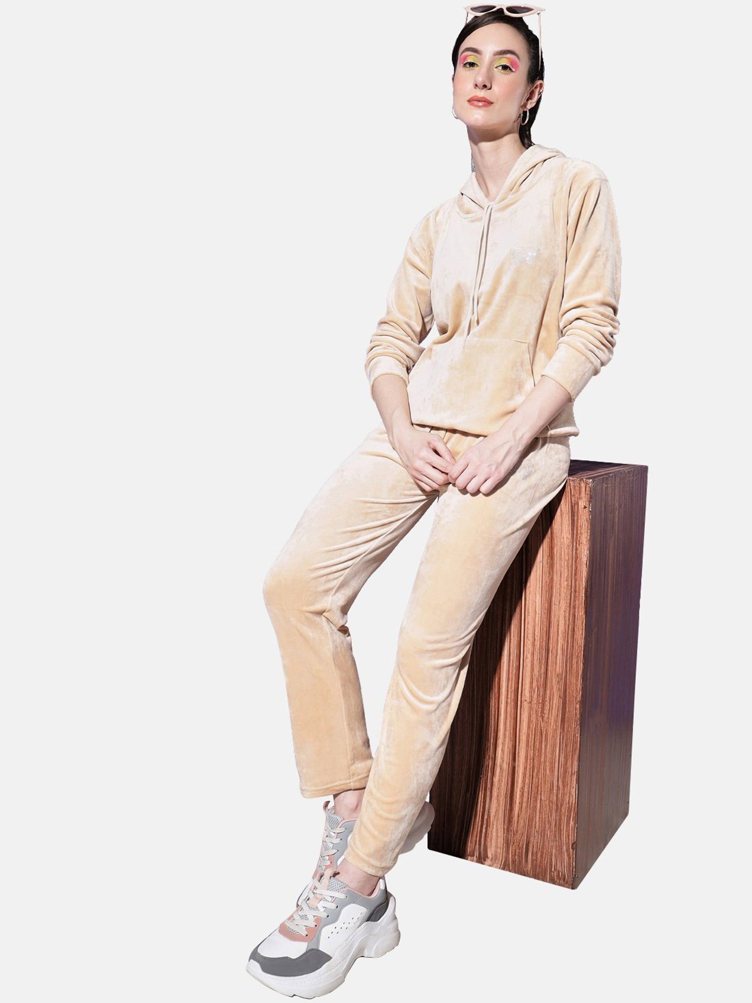 BUYNEWTREND Beige Regular Fit Sports Tracksuit