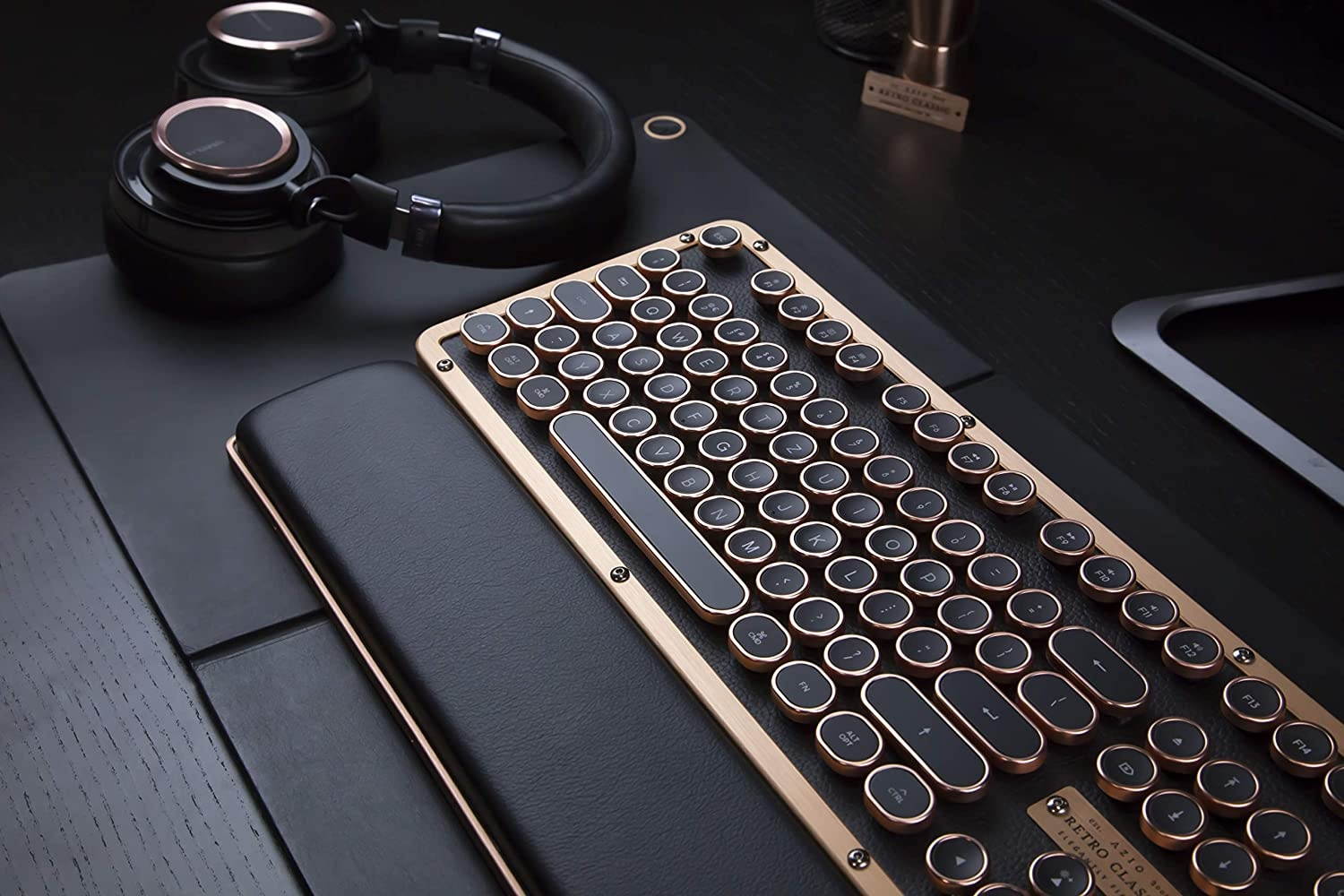 Retro Classic Palm Rest (Artisan)