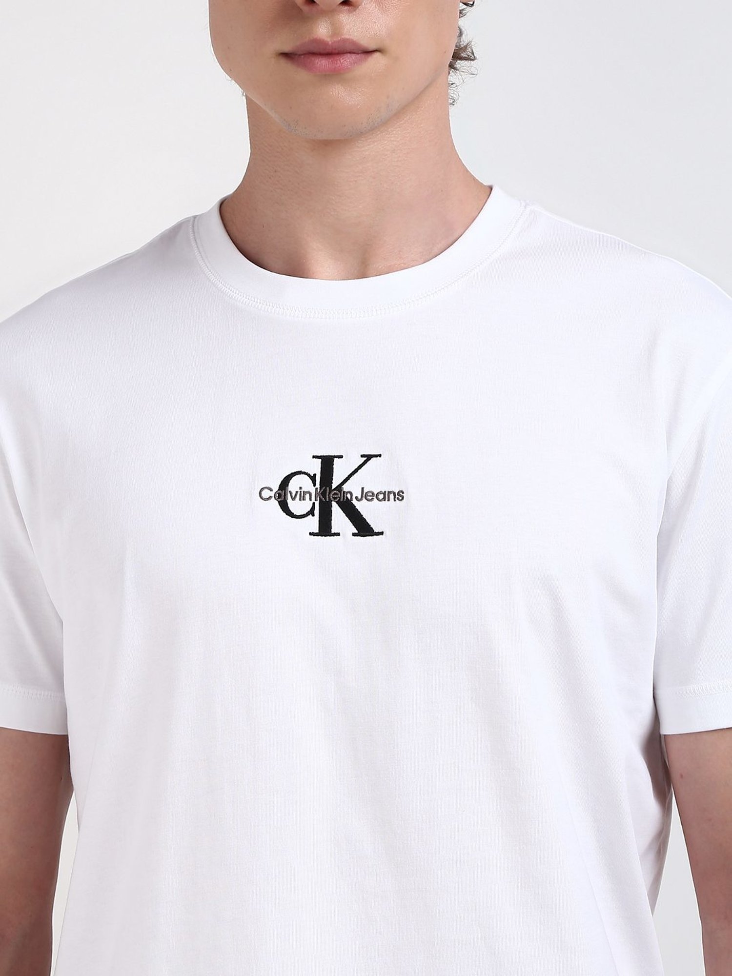 Calvin Klein Jeans White Cotton Regular Fit T-Shirt