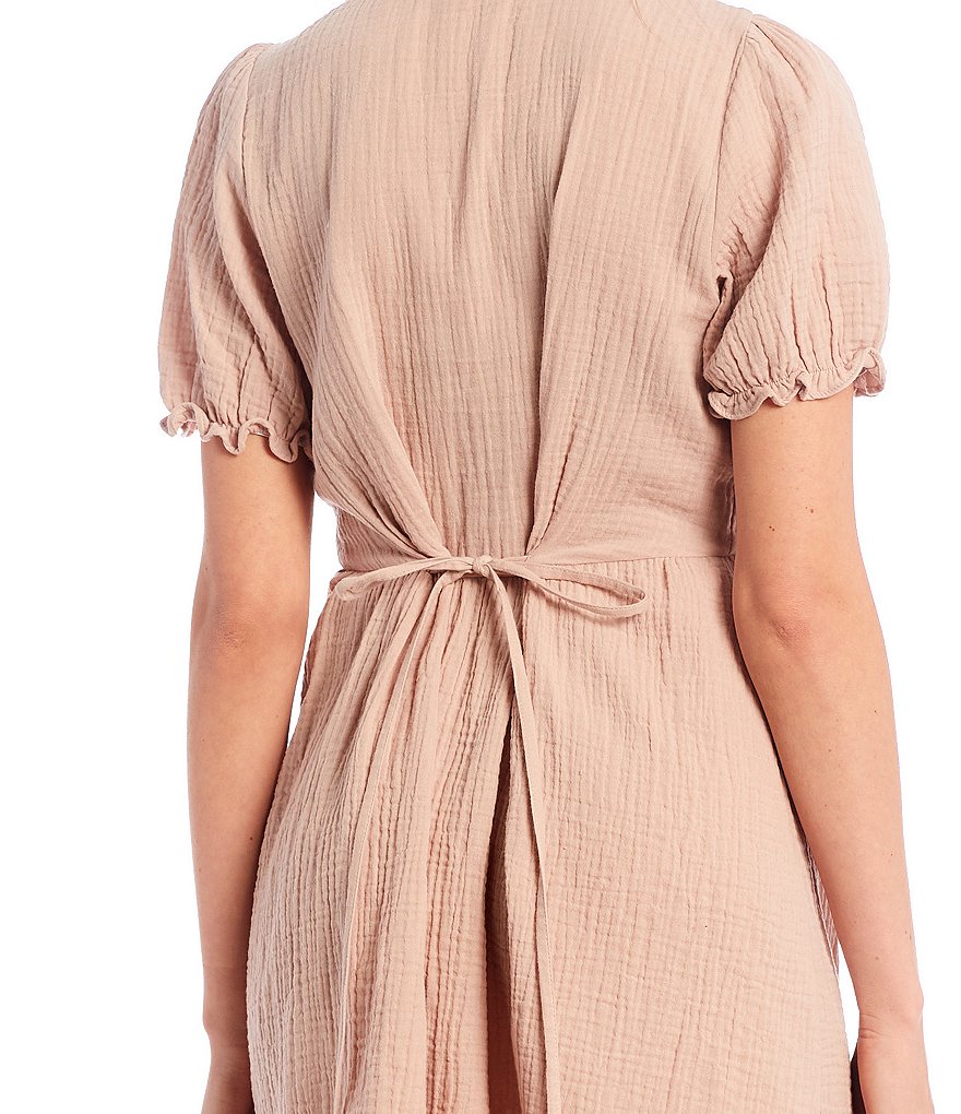 Love & Piece Short-Sleeve Chambray Babydoll Dress