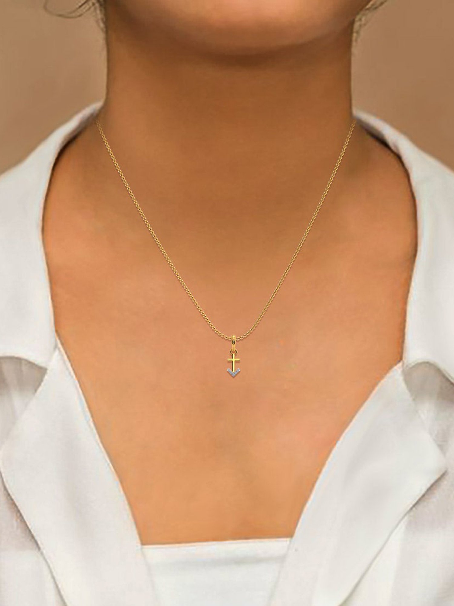 Joyalukkas 18k Gold & Diamond Pendant with Chain