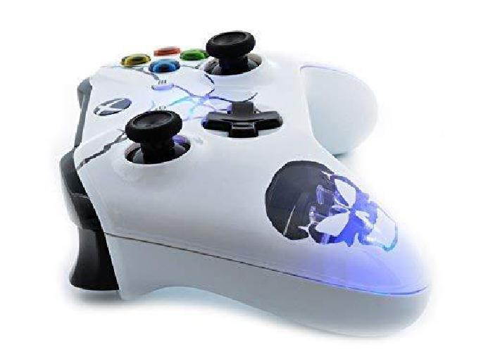 Skulls White Xbox One S Rapid Fire Custom Modded Controller 40 Mods for All Major Shooter Games, Auto Aim, Quick Scope, Auto Run, Sniper Breath, Jump Shot, Active Reload & More (with 3.5 Jack)