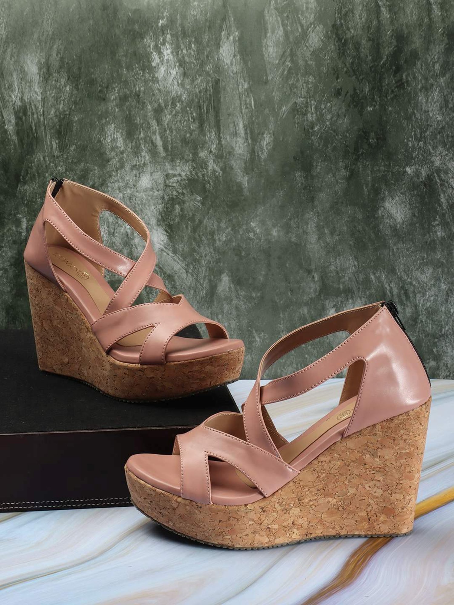 Iconics Women's Peach Cross Strap Wedges